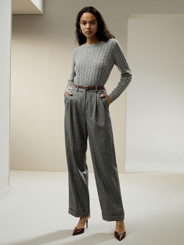 Classic Cable Knit Sweater with Ribbed Edges Product Image