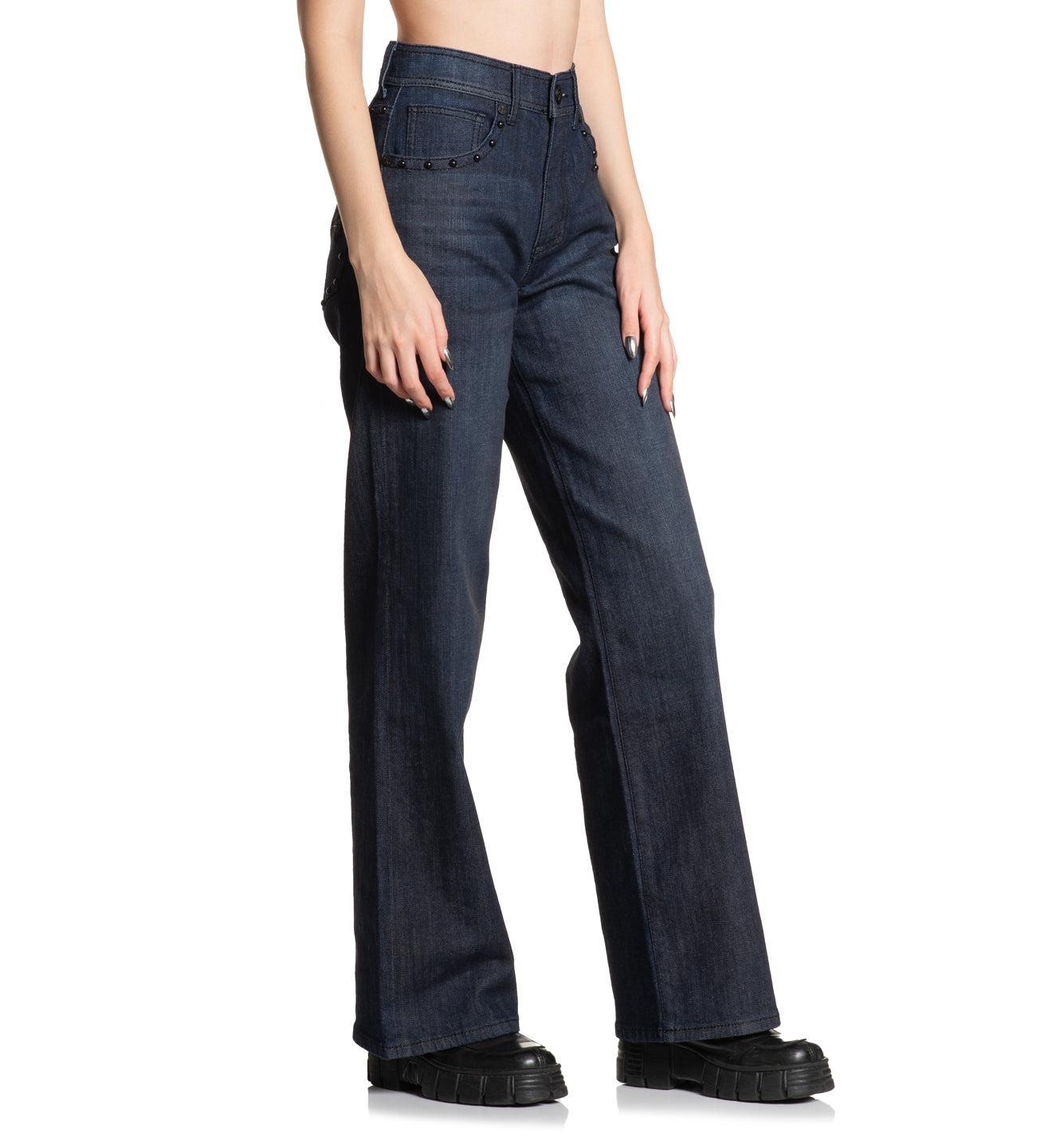 Straight Leg Twilight Jeans Female Product Image