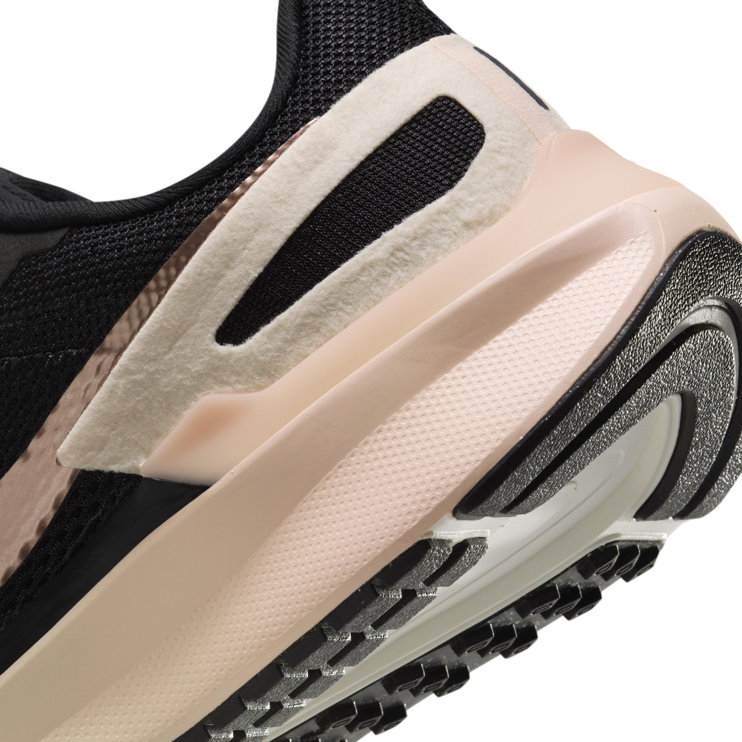 Nike Women's Structure 25 Road Running Shoes Product Image