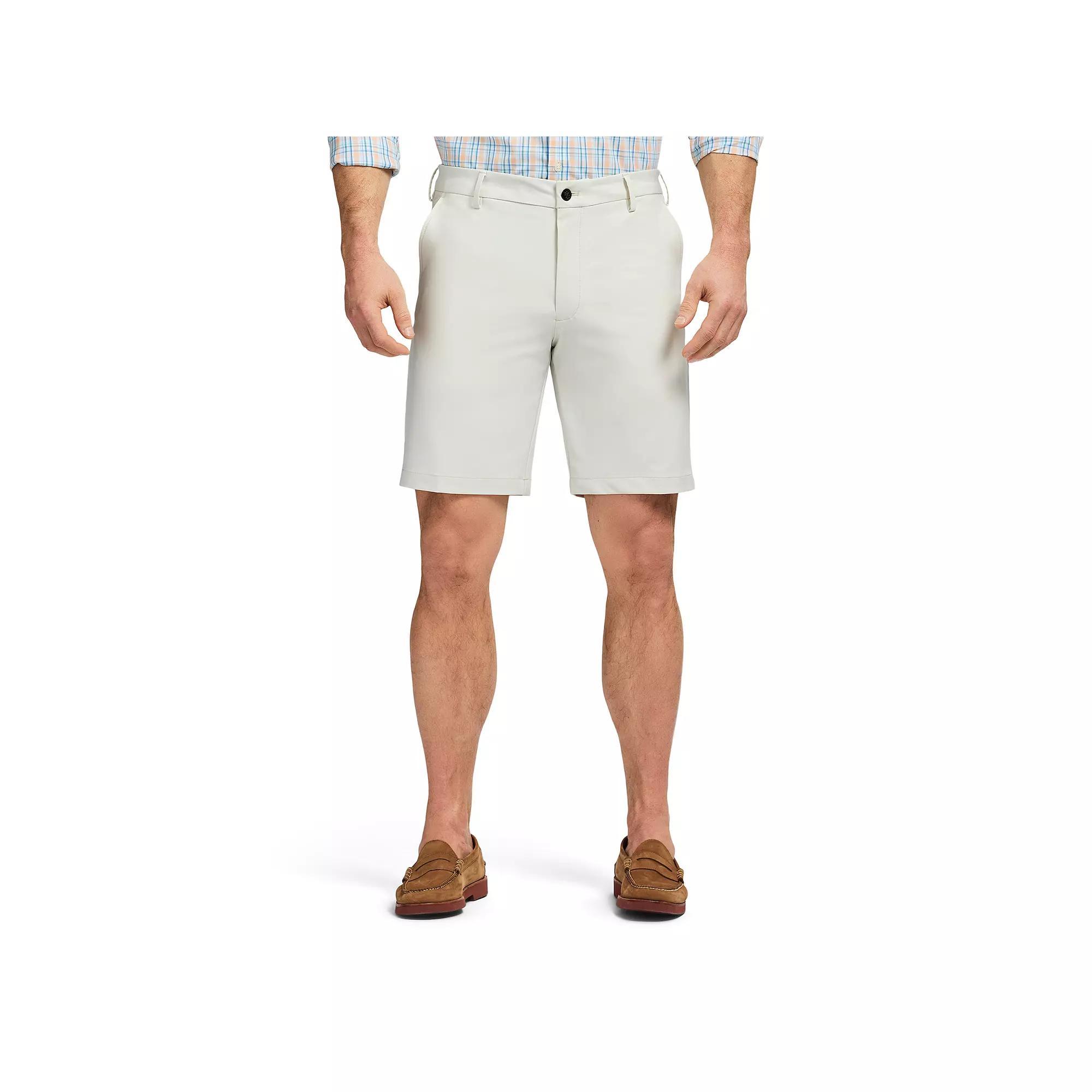 Mens IZOD Traveler Shorts Product Image