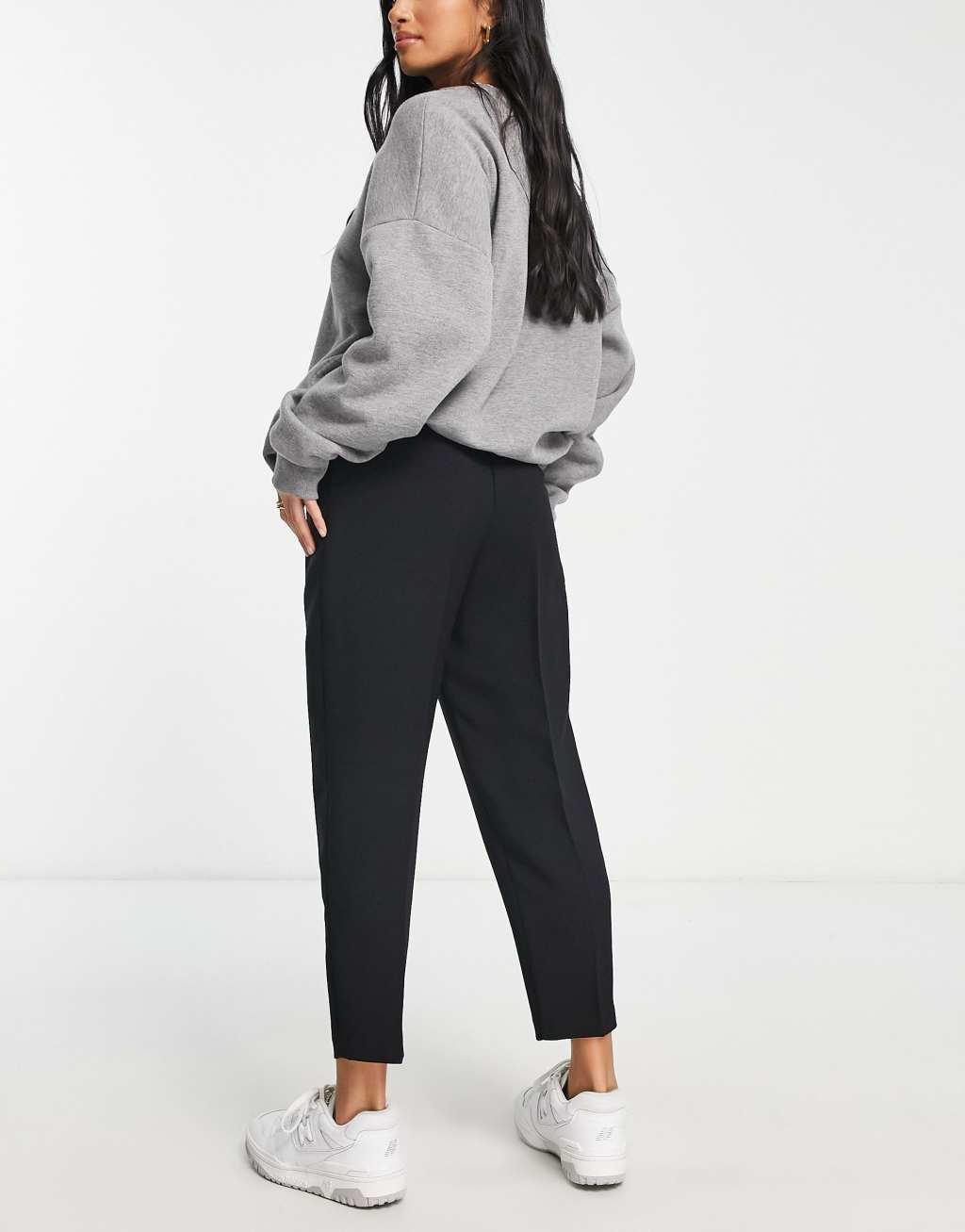 ASOS DESIGN Petite smart tapered pants in black Product Image