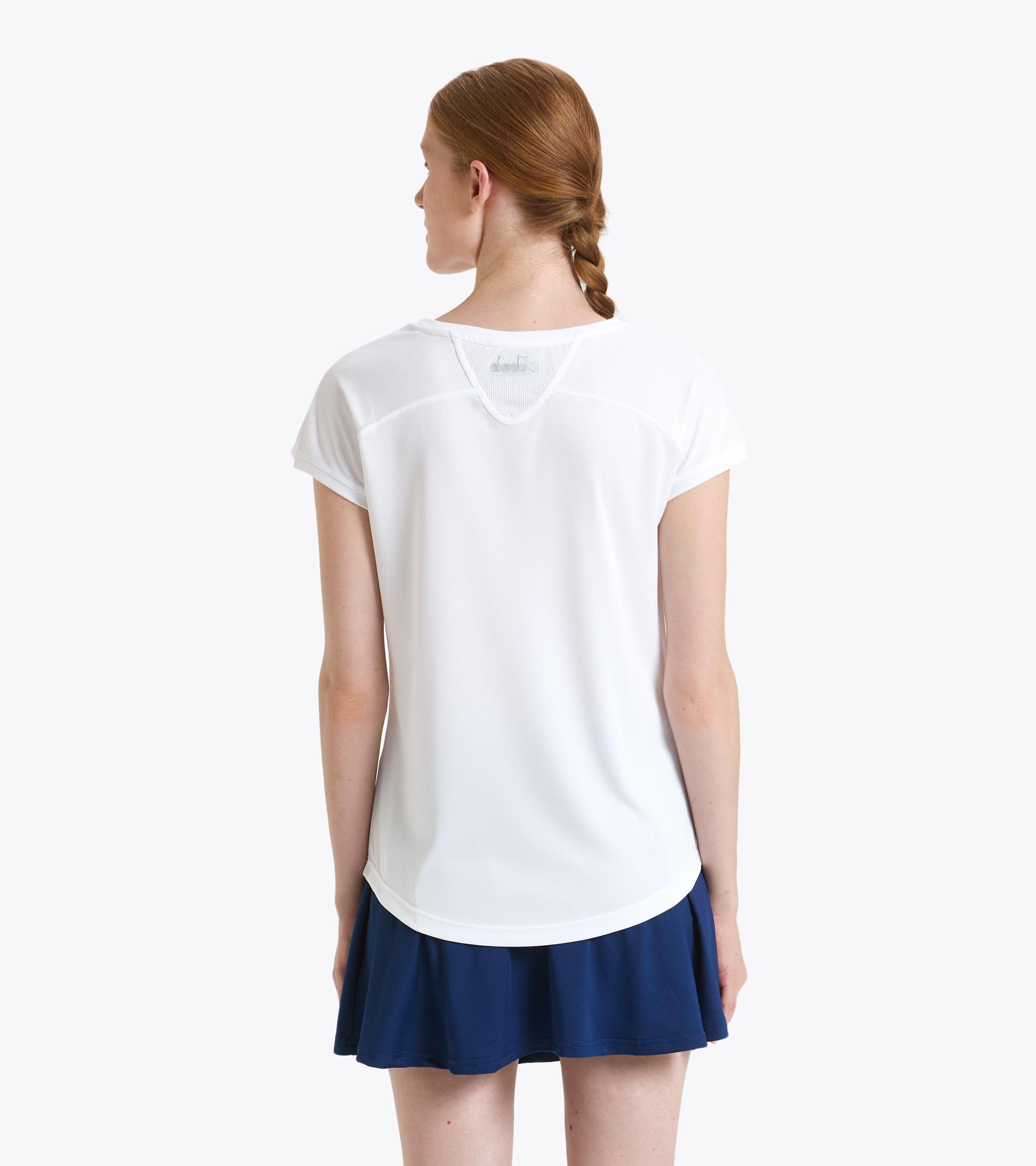 L. T-SHIRT TEAM Product Image