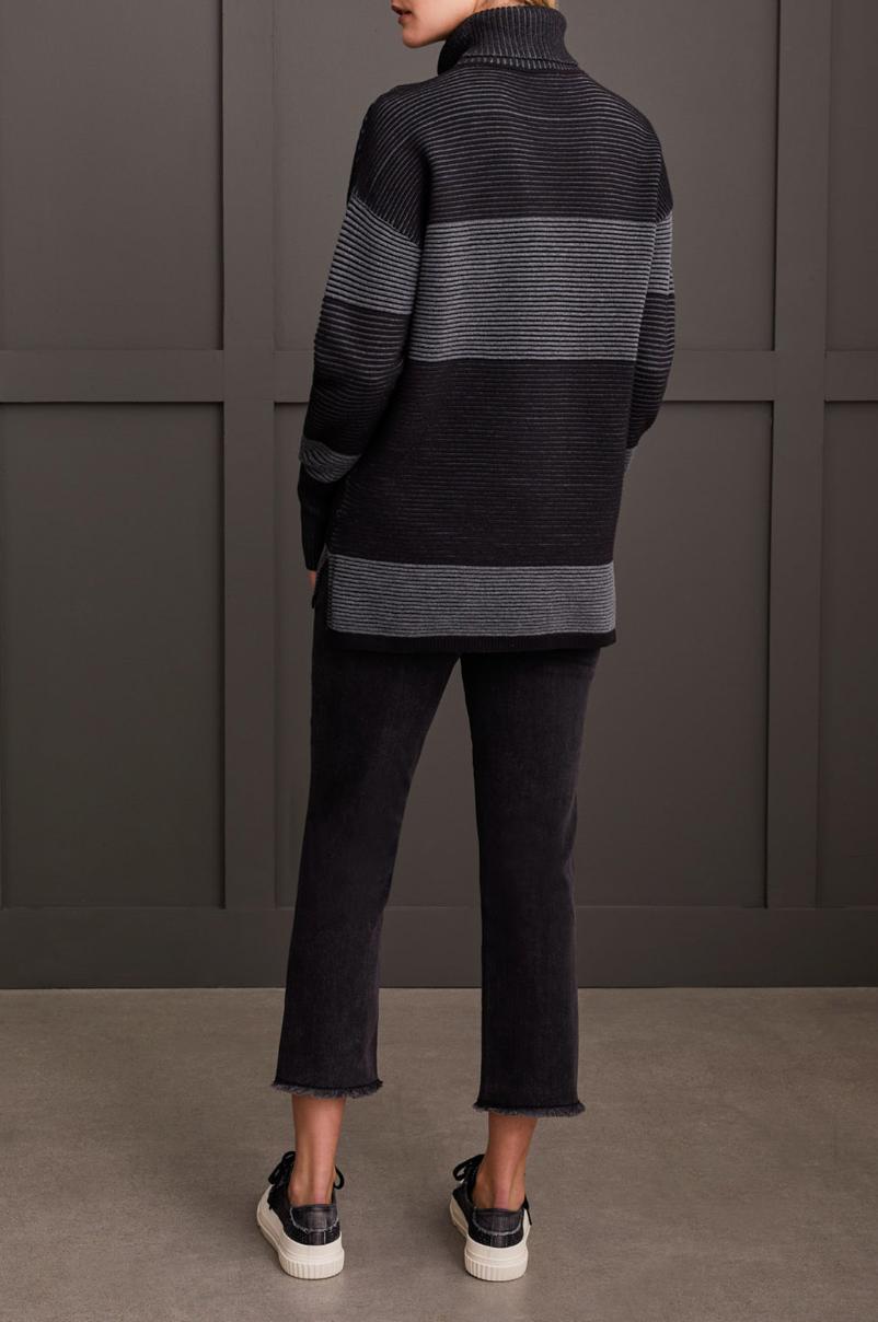 Two-Tone Ottoman Tunic Sweater - Black Product Image