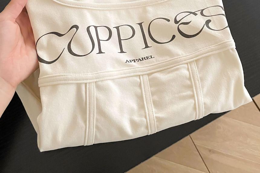 Long-Sleeve Scoop Neck Lettering T-Shirt Product Image