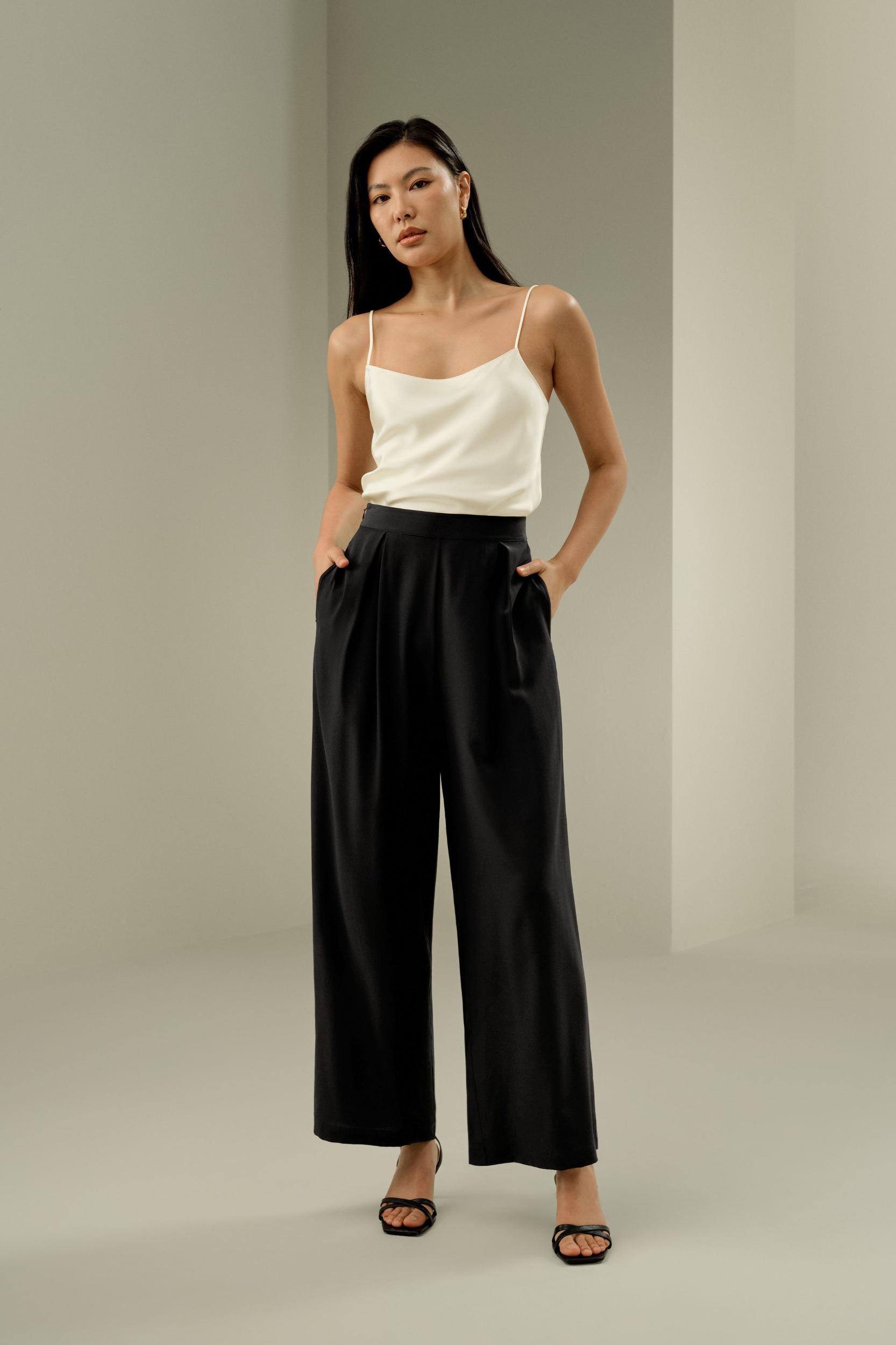 Smooth Silk Wide Leg Cropped Pants Product Image