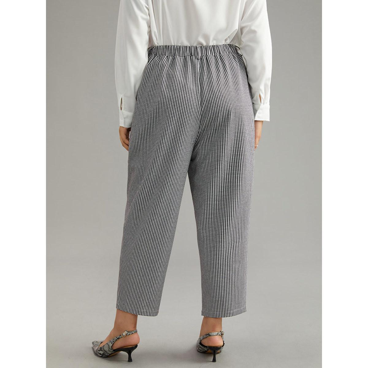 Plus Size Gingham Elastic Waist Pocket Pants Women Black At the Office Straight Leg High Rise Work Pants BloomChic 26/4X Product Image