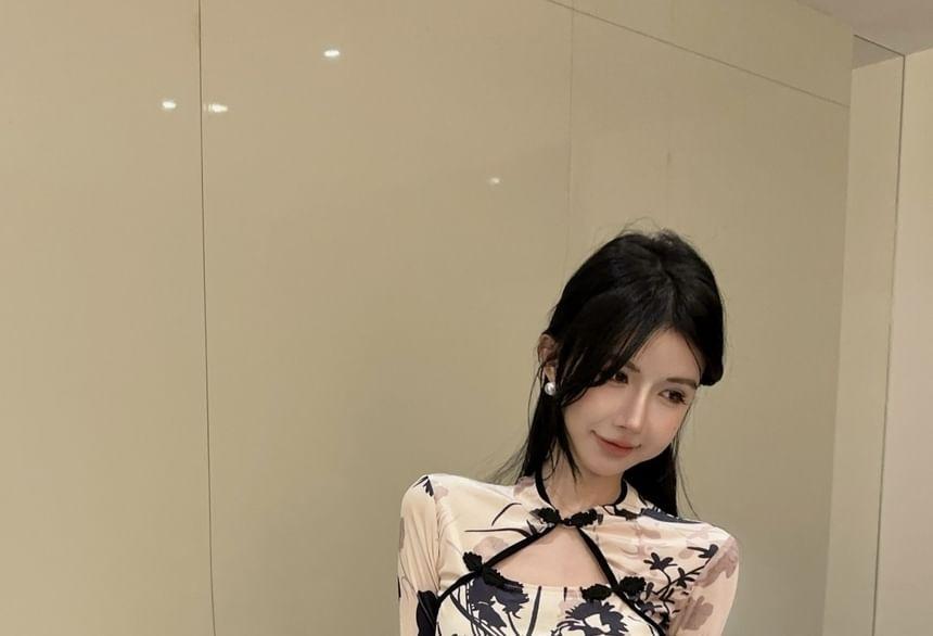 Long Sleeve Keyhole Floral Print Bodycon Mini Dress Product Image