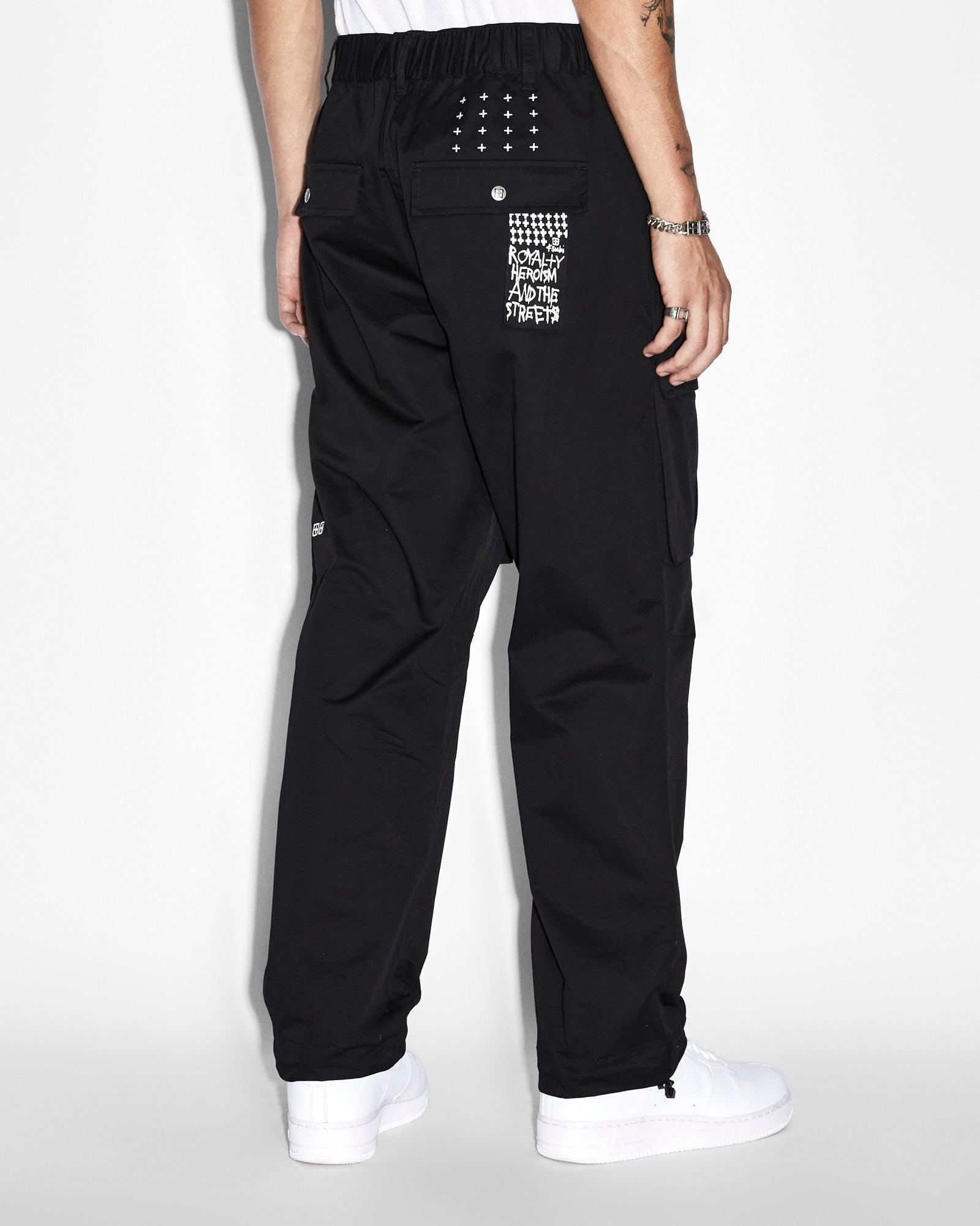 FUGITIVE CARGO PANT TRU BLACK Male Product Image