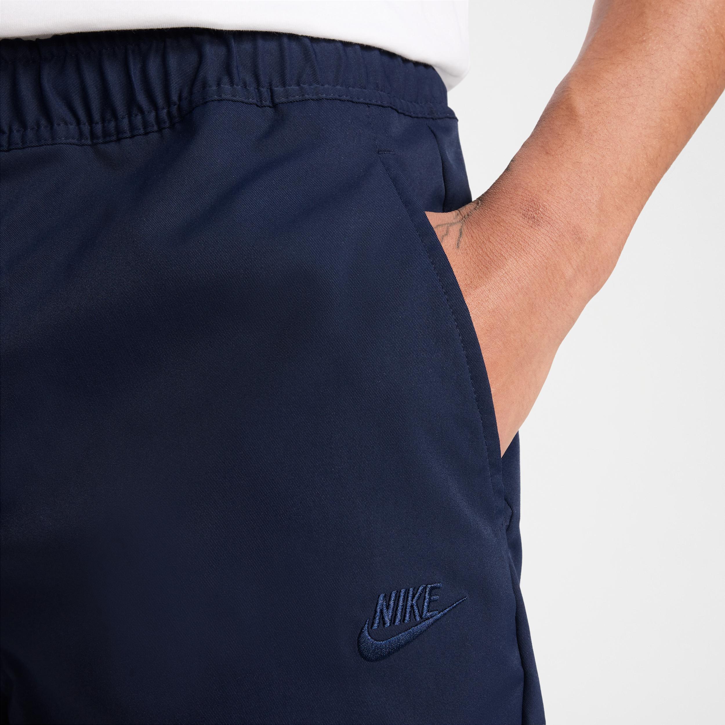 Men's Nike Club Woven Tapered-Leg Pants, Size: XXL, Obsidian Product Image