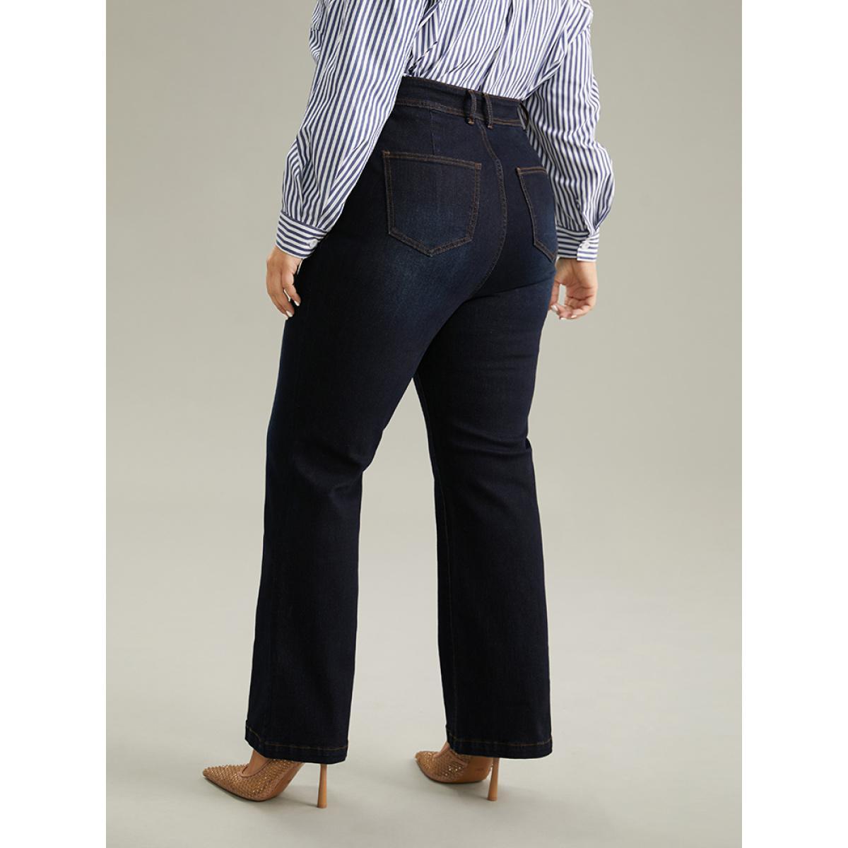Plus Size Straight Leg Dark Wash Patched Pocket Jeans Women Midnight Casual Plain Plain High stretch Pocket Jeans BloomChic 20/2X Product Image