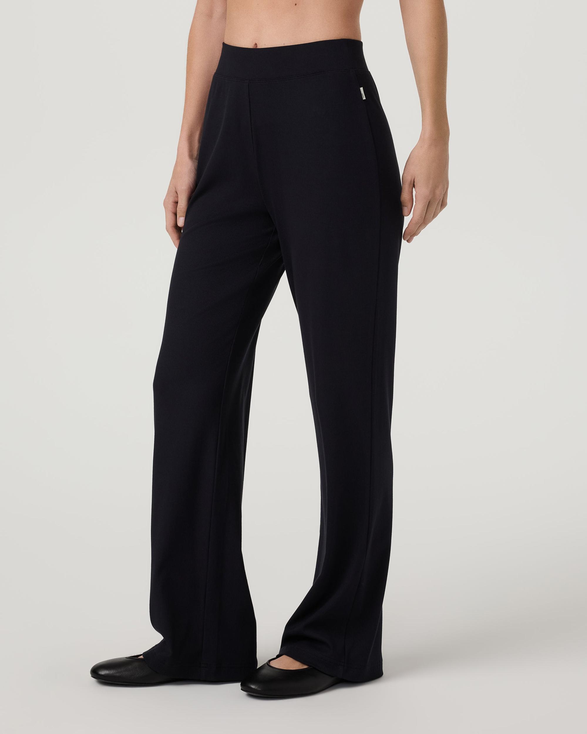 Pose Pant Product Image