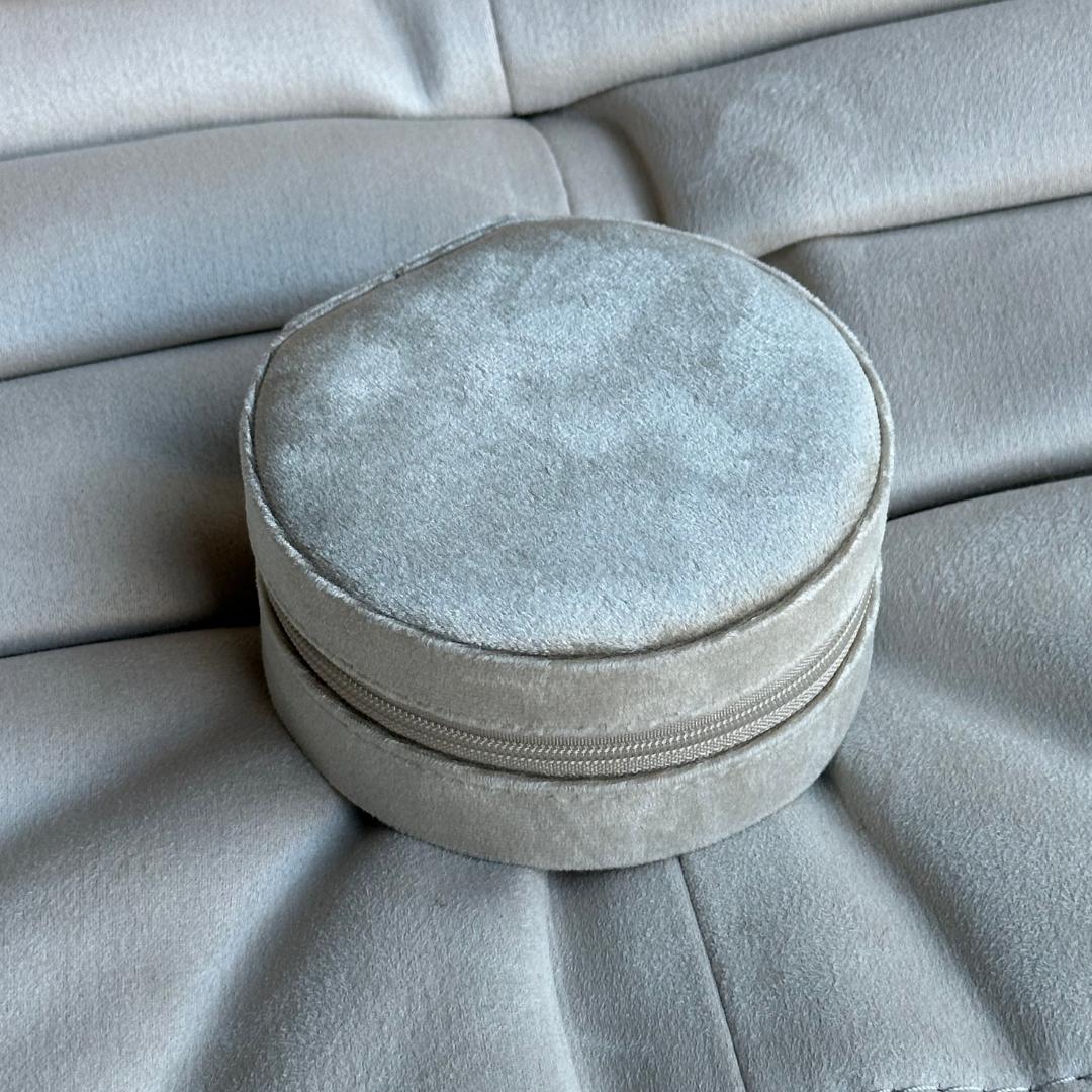 Mini Round Jewelry Box Product Image