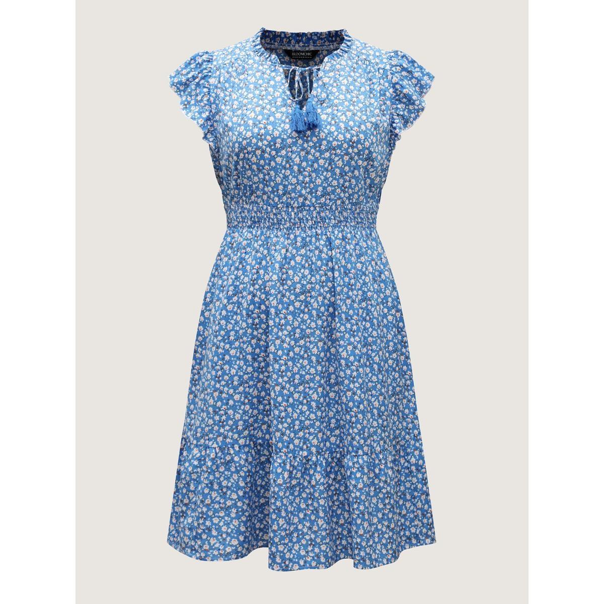 Plus Size Ditsy Floral Print Stretchy Waist Midi Dress Skyblue Women Notched collar Cap Sleeve Curvy BloomChic 10/M Product Image