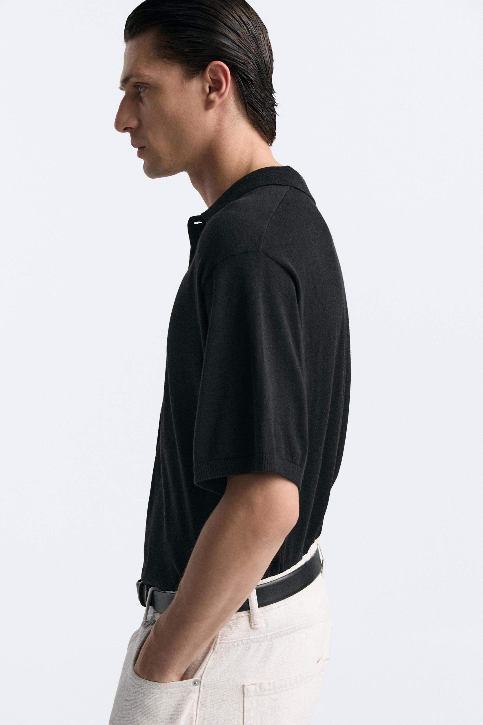 BUTTONED KNIT POLO TOP Product Image