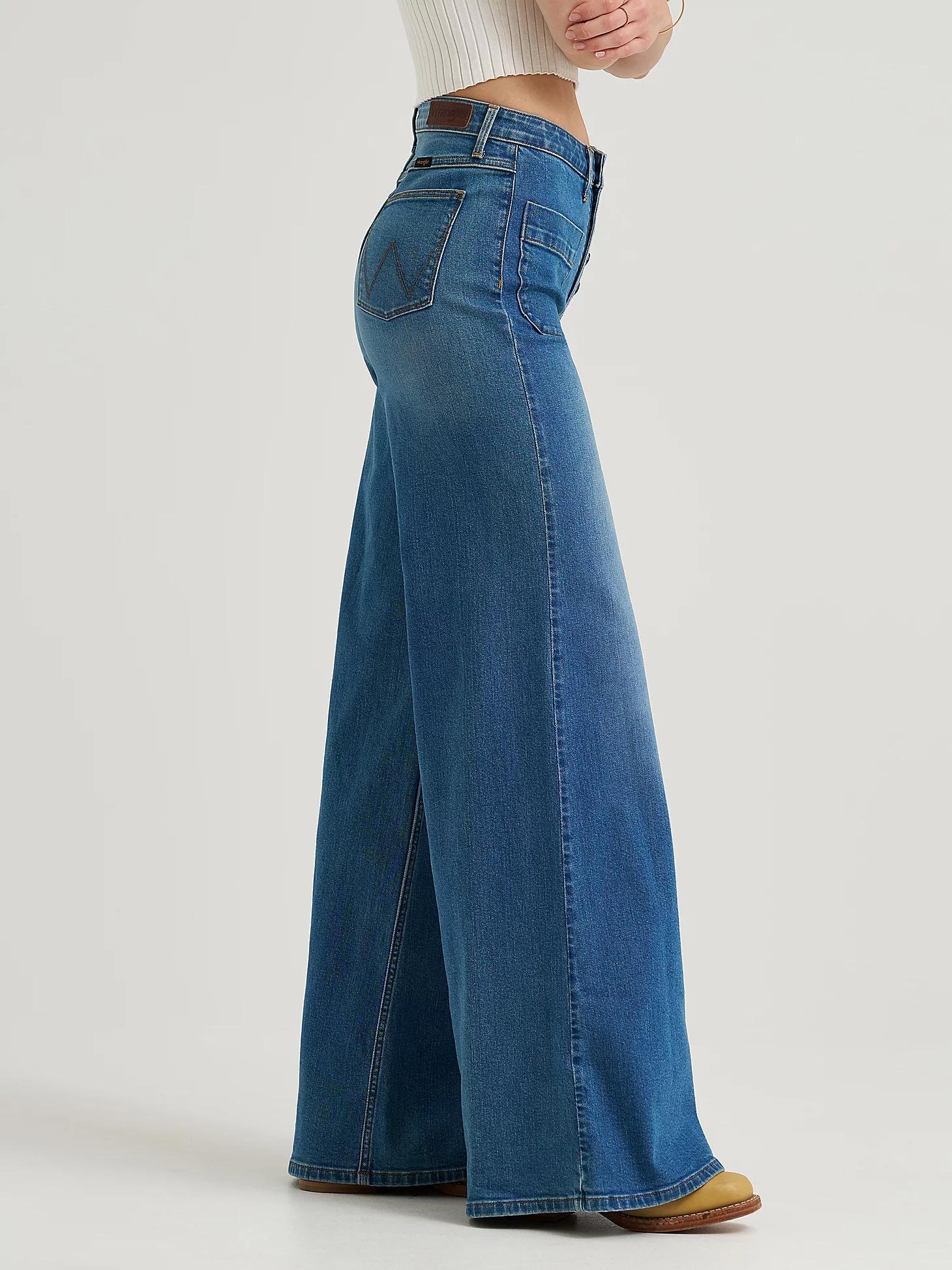 Women's Patch Pocket Wide Leg Jean | Women's JEANS | Wrangler® Product Image