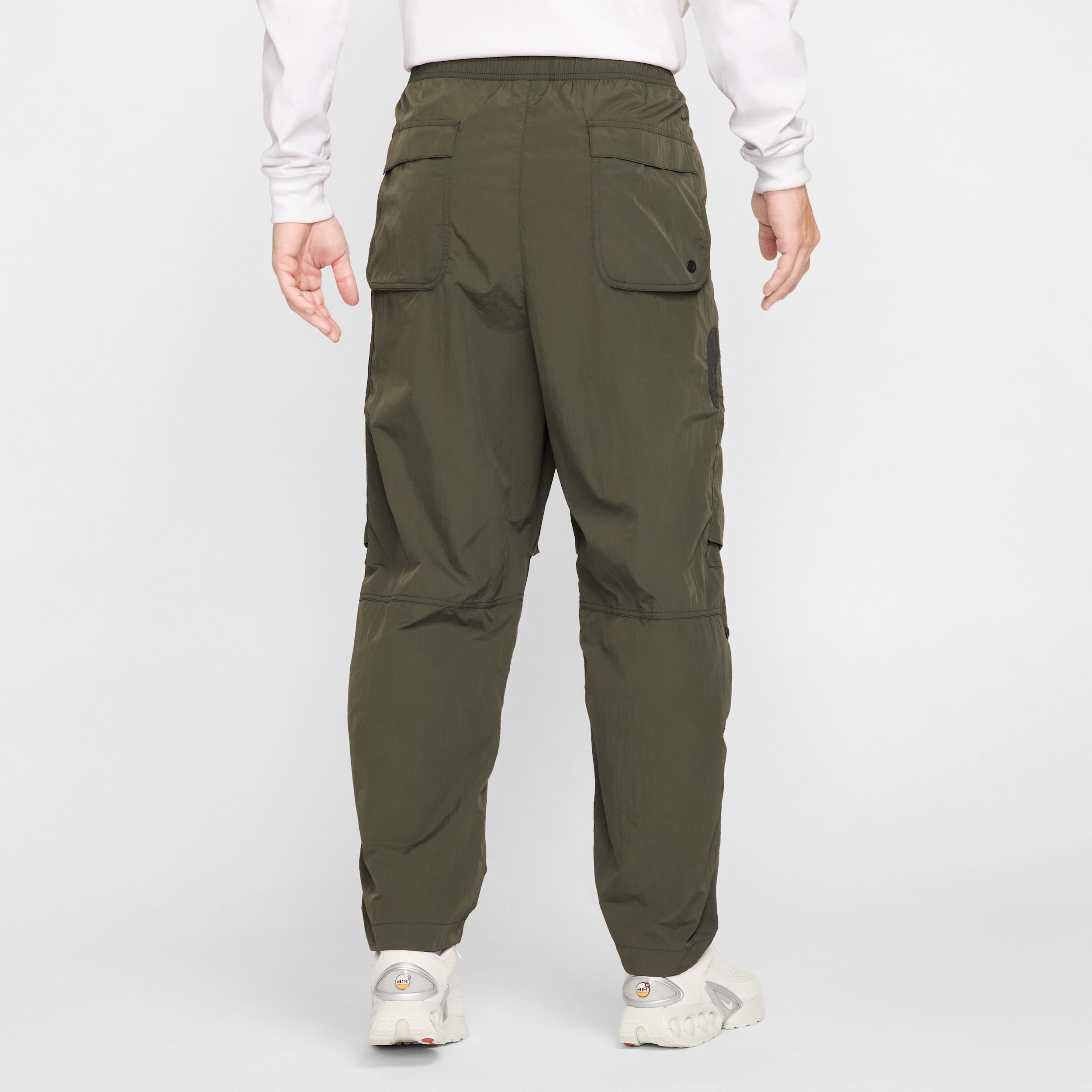 Nike Men's Tech Woven Cargo Pants Product Image