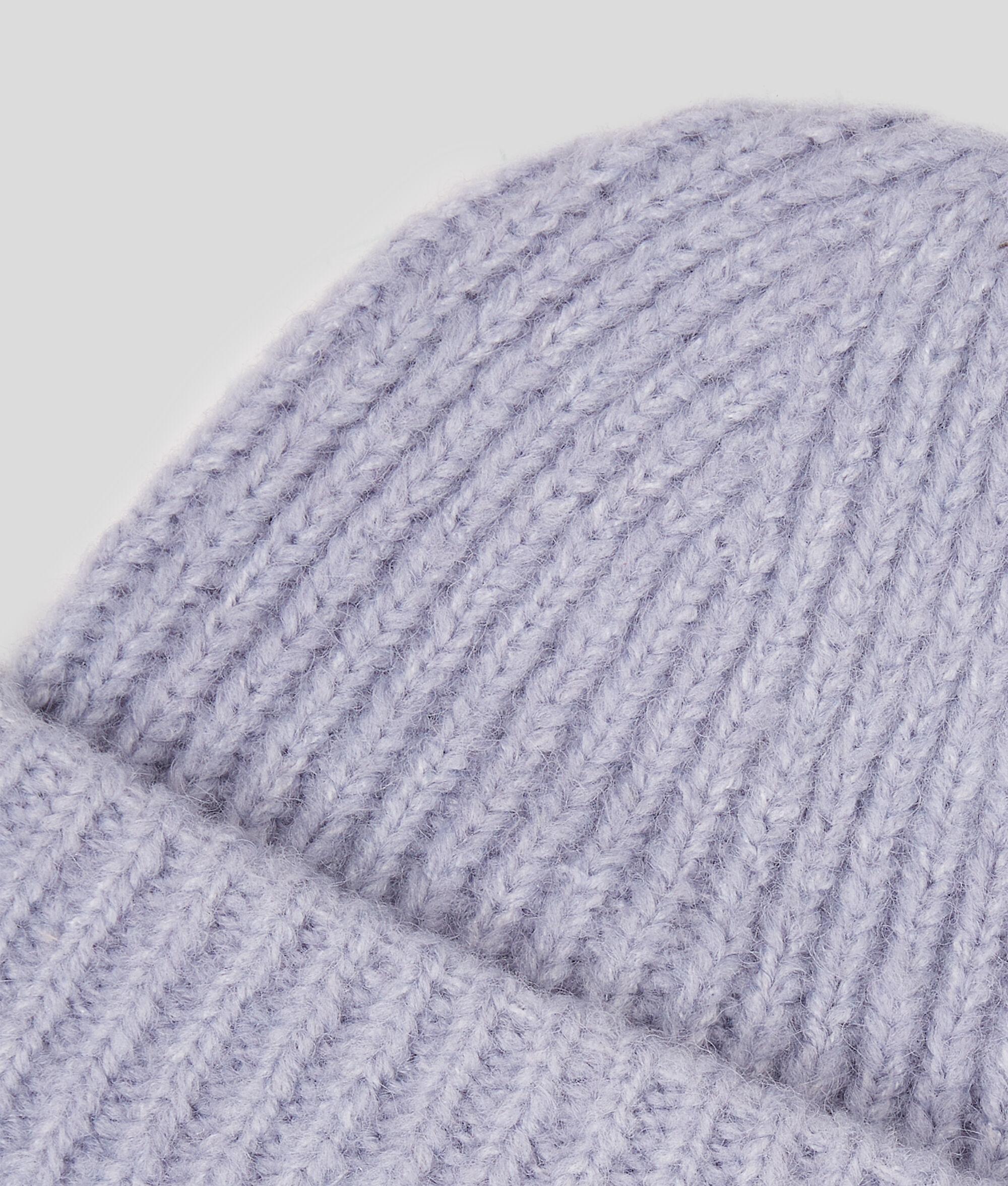 KLJ BOX LOGO BEANIE Product Image