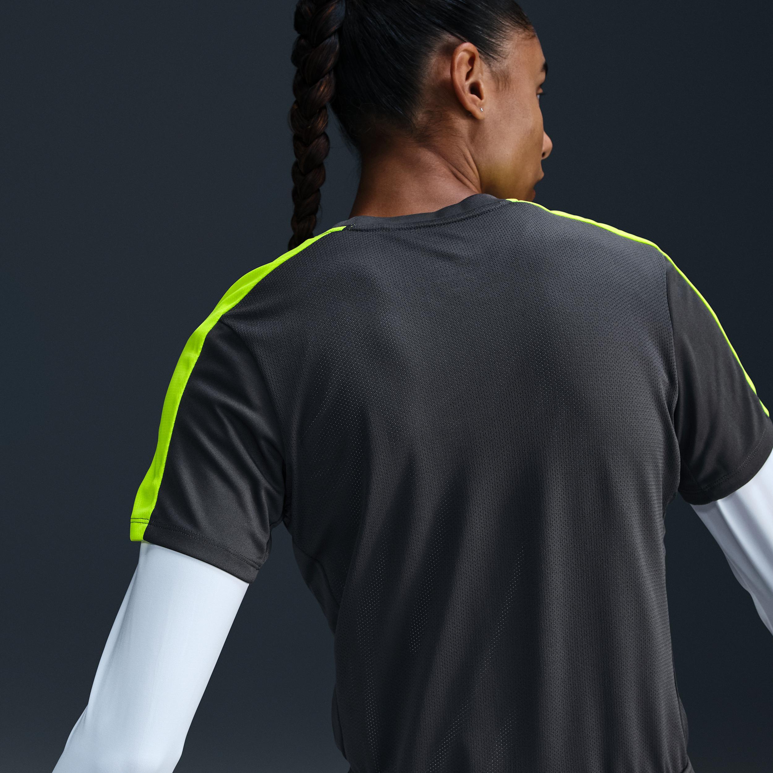 Nike Dri-FIT Academy Women's Short-Sleeve Soccer Top Product Image