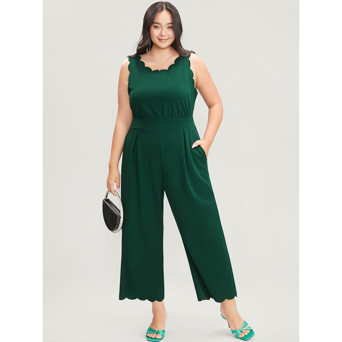 Plus Size Green Solid Sleeveless Pocket Scalloped Trim Jumpsuit Women Glamour Sleeveless Round Neck Party Loose Jumpsuits BloomChic 26/4X Product Image