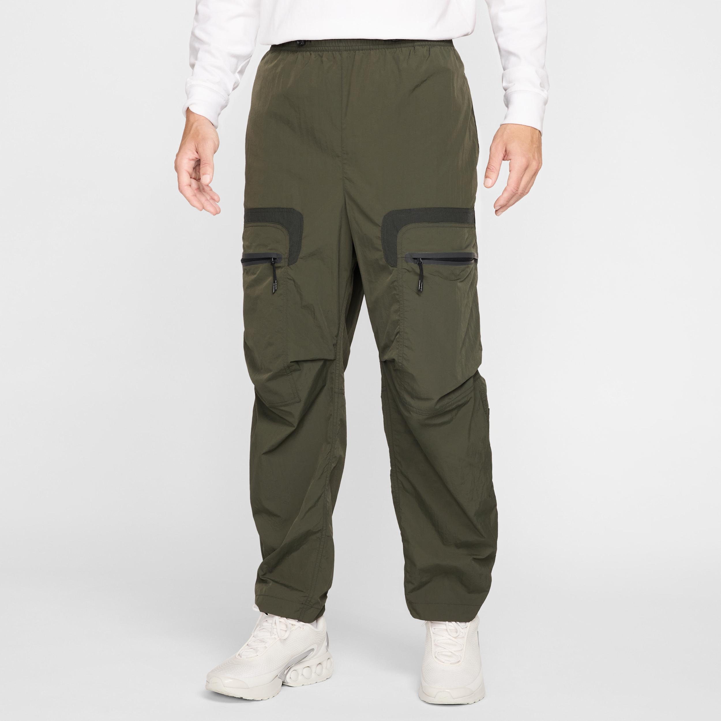 Nike Men's Tech Woven Cargo Pants Product Image