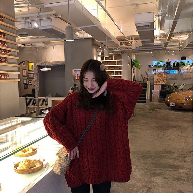 Long-Sleeve Round Neck Plain Cable Knit Sweater Product Image