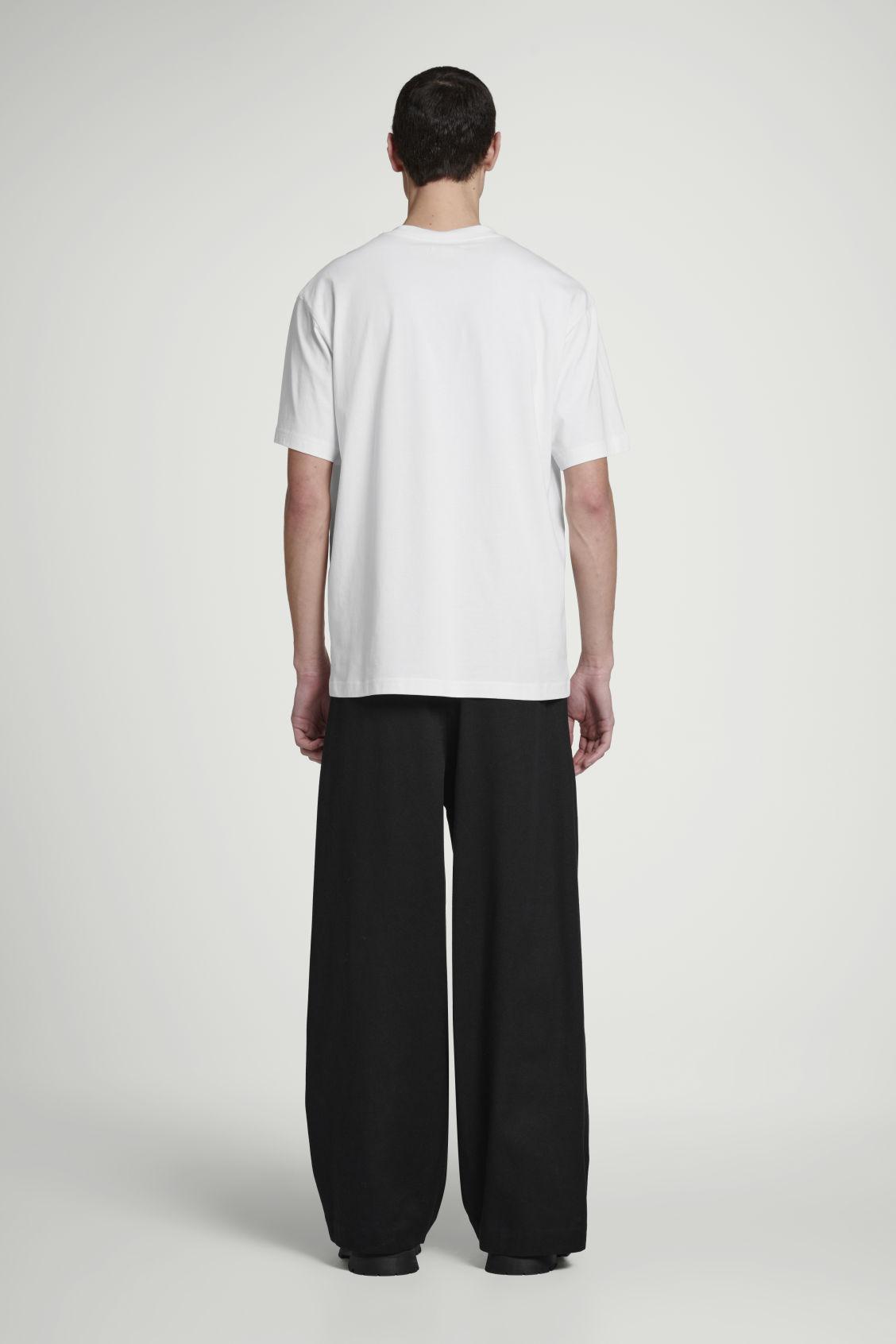OVERSIZED COTTON T-SHIRT Product Image