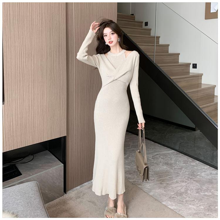 Mock Two-Piece Long-Sleeve Halter Plain Knot Midi Sheath Knit Dress Product Image