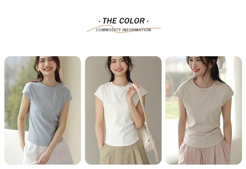Short-Sleeve Round Neck Plain T-Shirt Product Image