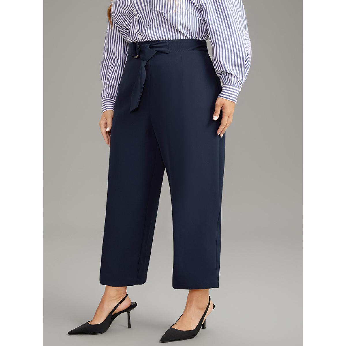 Plus Size Plain Buckle Detail Bowknot Pocket Pants Women Midnight Elegant High Rise Dailywear Pants BloomChic 28/5X Product Image