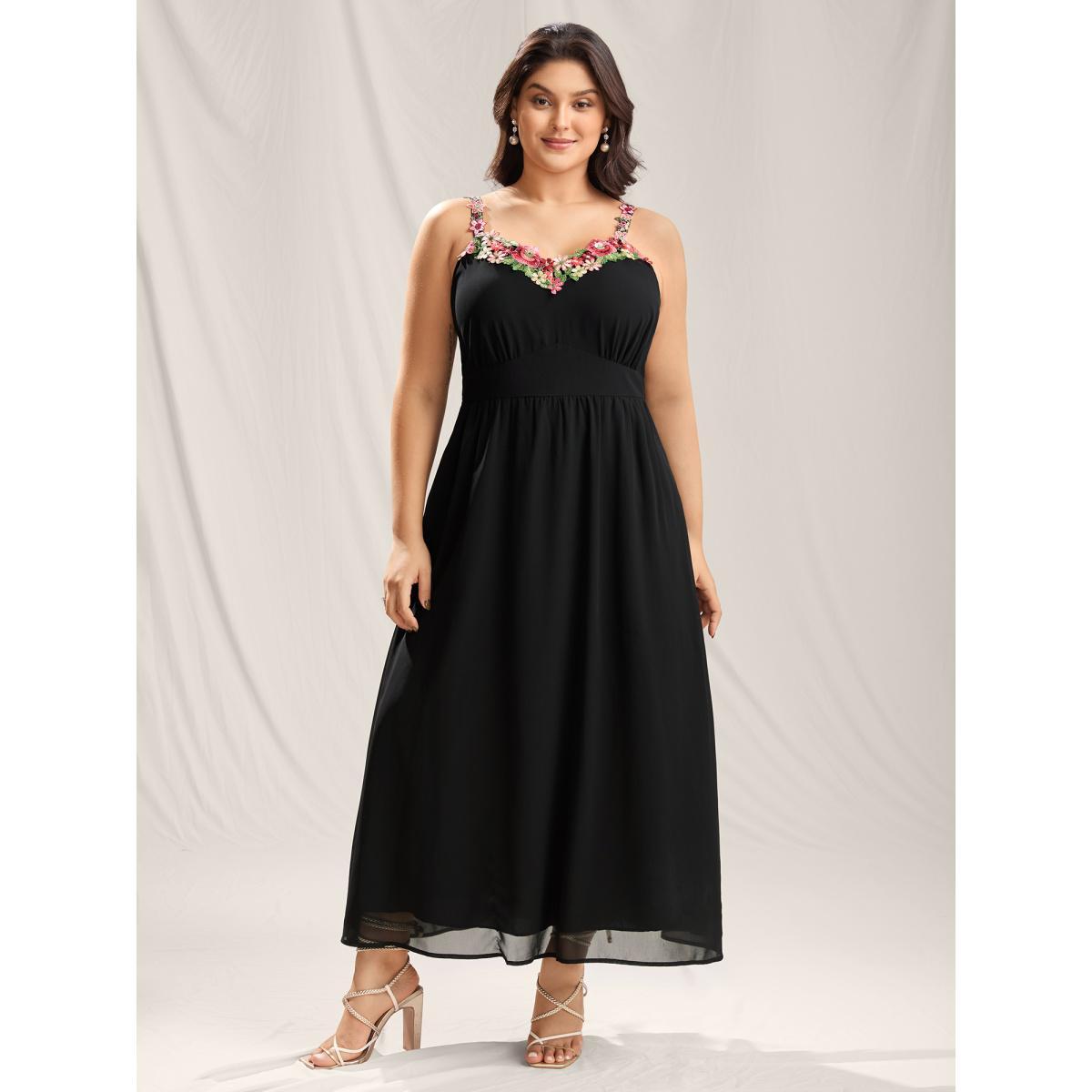 Plus Size Floral Sweetheart Neckline Cinched-Waist Dress Black Women Heart neckline Sleeveless Curvy BloomChic 14-16/1X Product Image