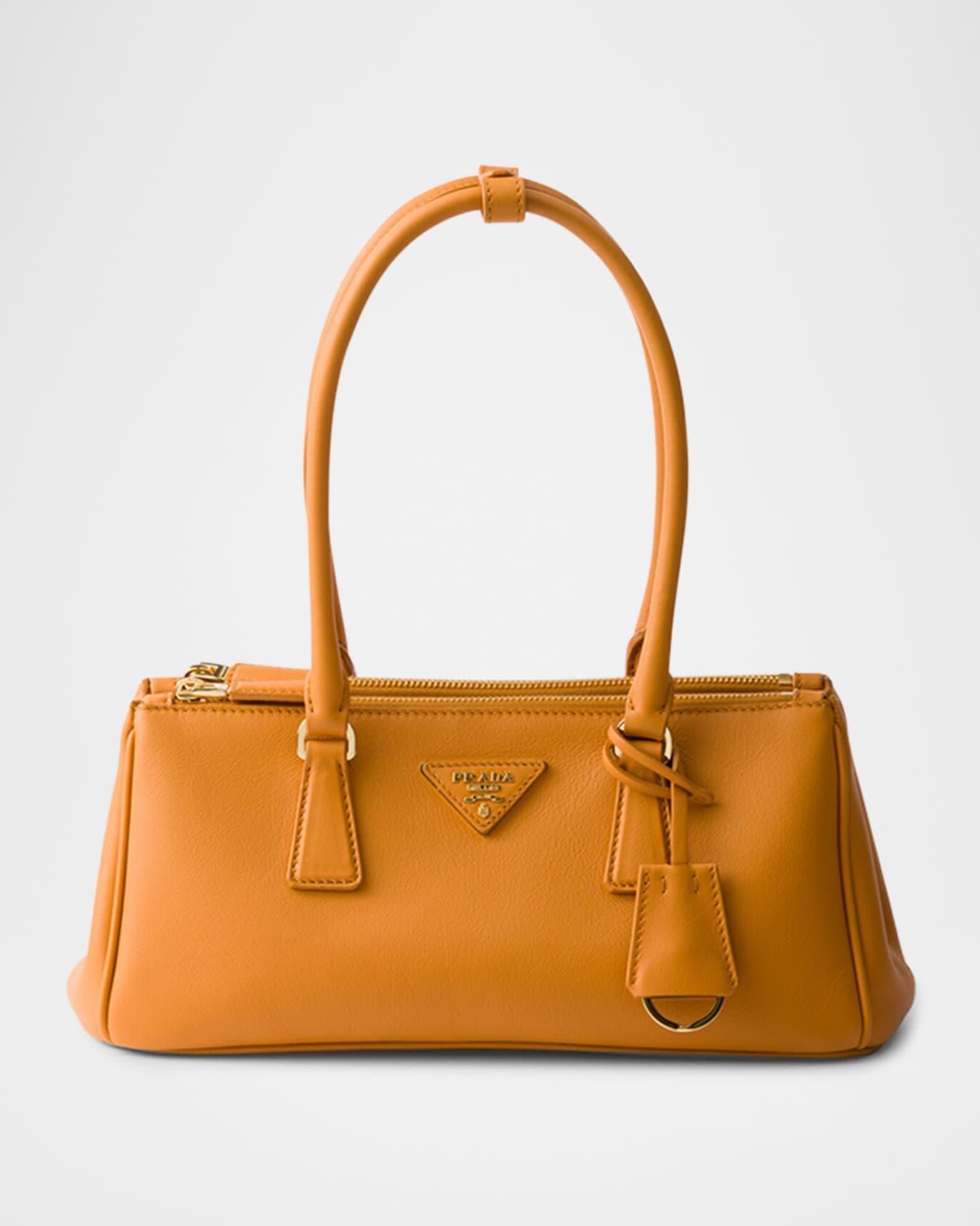 Galleria Medium Leather Shoulder Bag Product Image