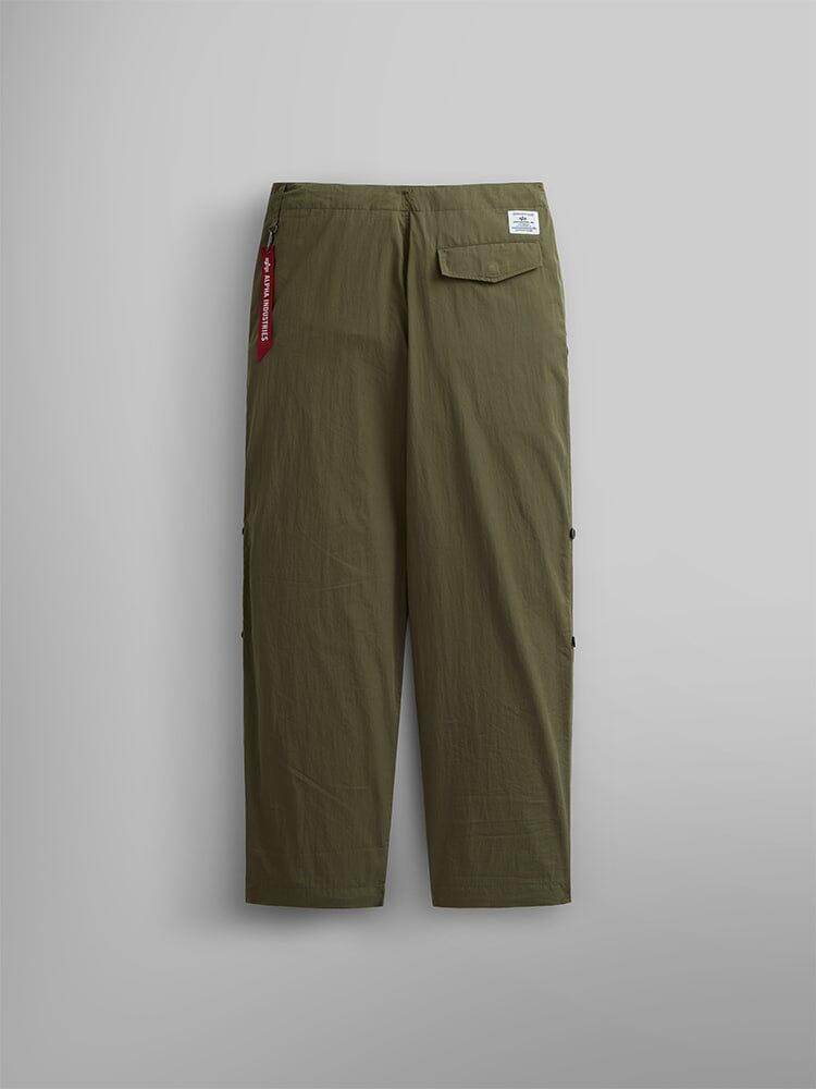 LIGHTWEIGHT PARACHUTE PANT (OG-107 GREEN) Male Product Image