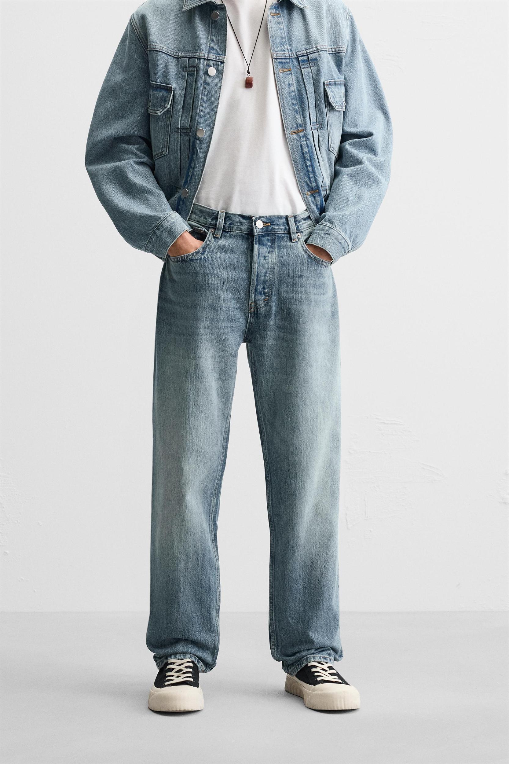 STRAIGHT FIT JEANS Product Image