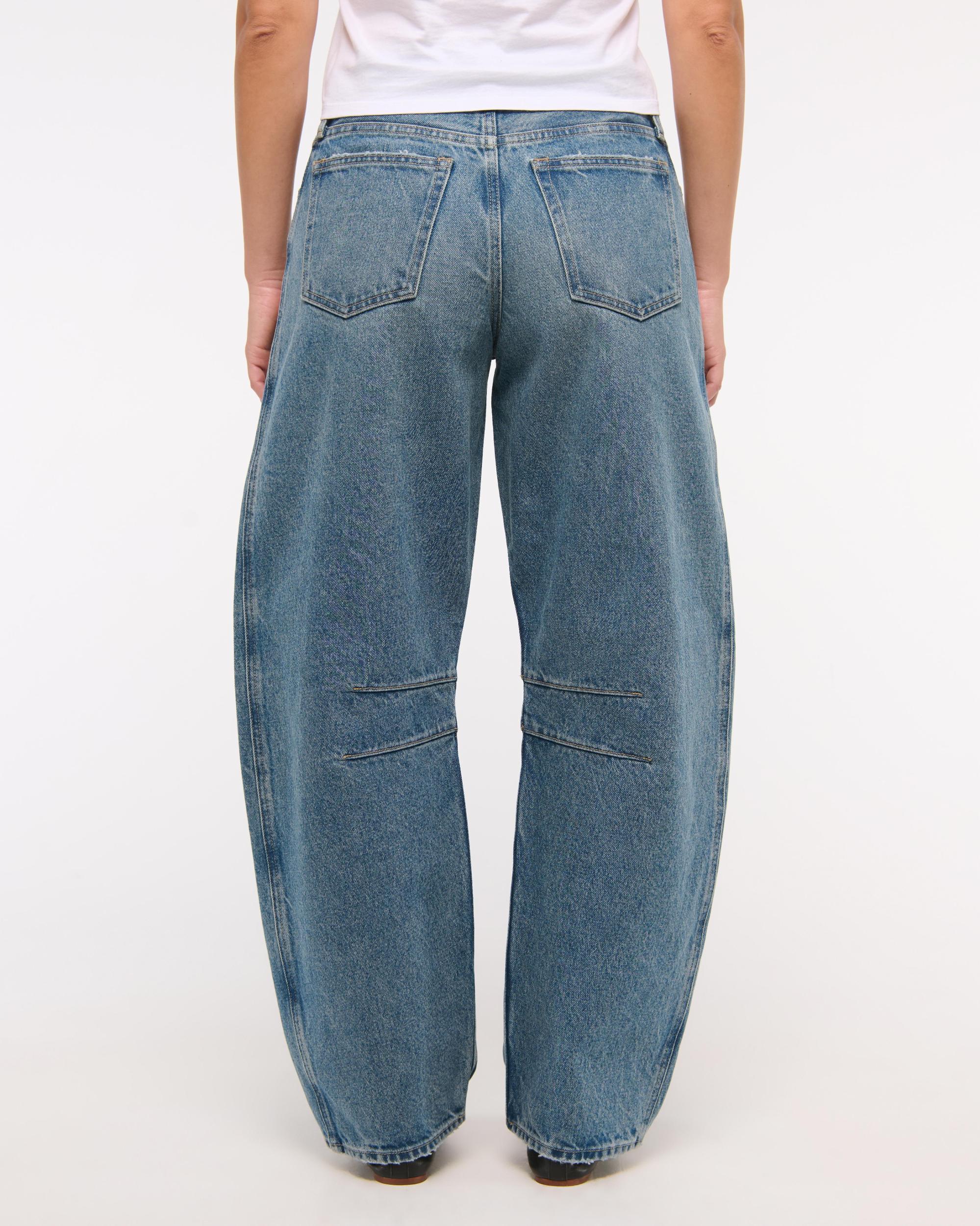 Curve Love Mid Rise Barrel Jean Product Image