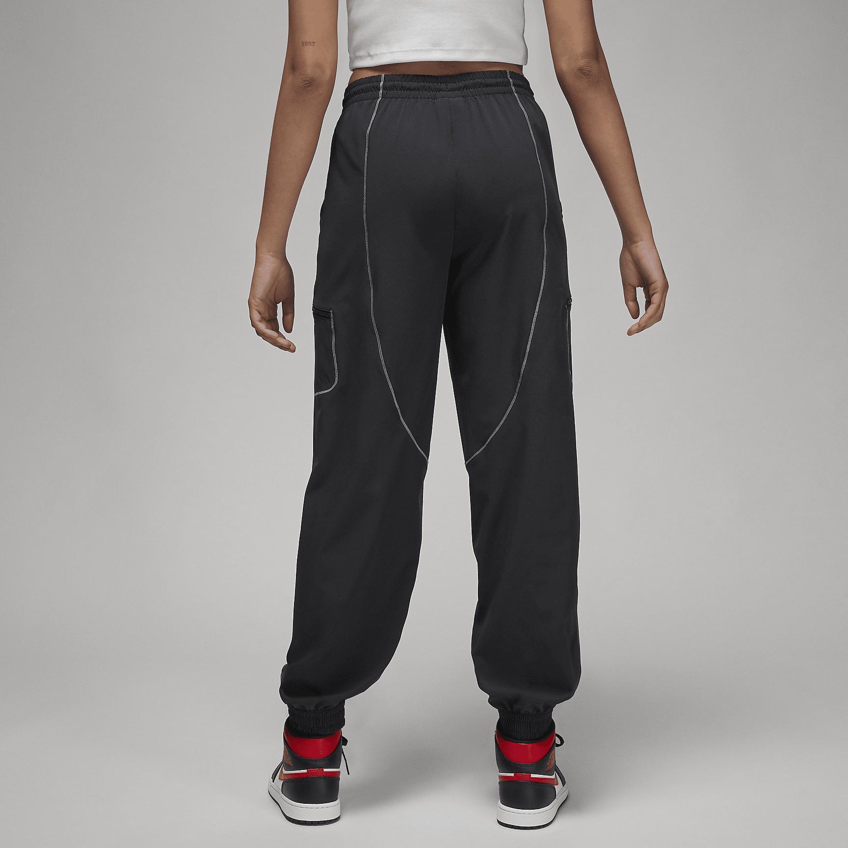 Jordan Sport Women's Tunnel Pants Product Image