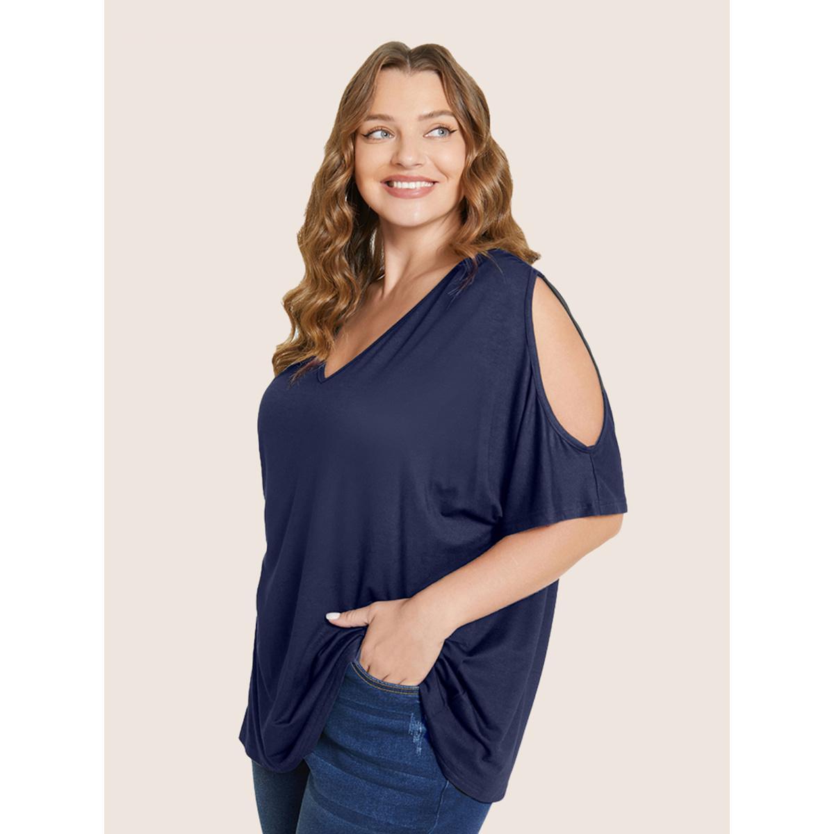 Plus Size Plain Cut Out V Neck T-shirt DarkBlue Women Elegant Cut-Out Plain V-neck Everyday T-shirts BloomChic 22-24/3X Product Image