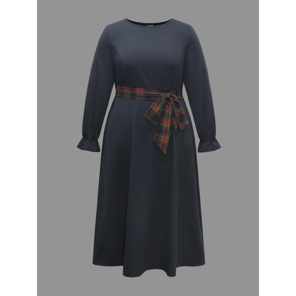 Plus Size Festive Plaid Tie Knot Ruched Midi Dress Indigo Women Casual Tie knot Party Curvy Bloomchic 28/5X Product Image