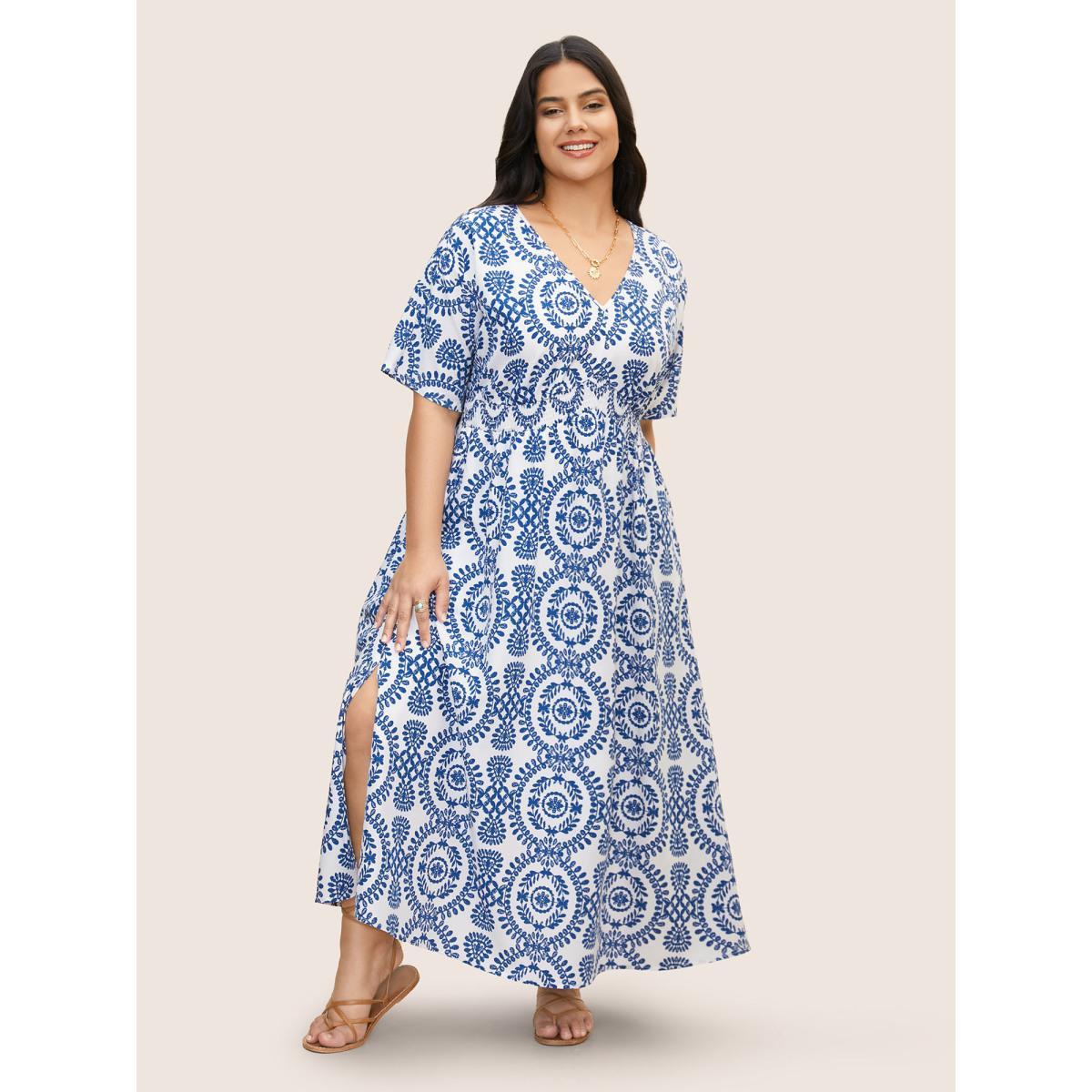 Plus Size Bandana Print Shirred Split Side Maxi Dress Mediumblue Women Resort Shirred V-neck Short sleeve Curvy BloomChic 18-20/2X Product Image
