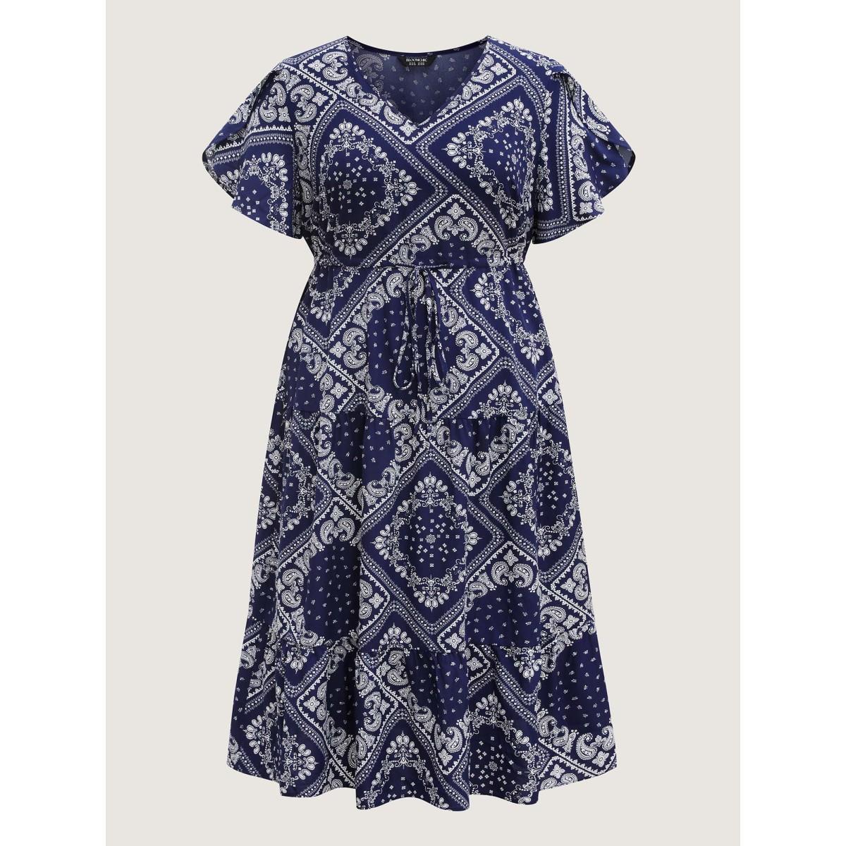 Plus Size Paisley Print Waist Drawstring Midi Dress Navy Women Petal edge V-neck Short sleeve Curvy BloomChic 14-16/1X Product Image