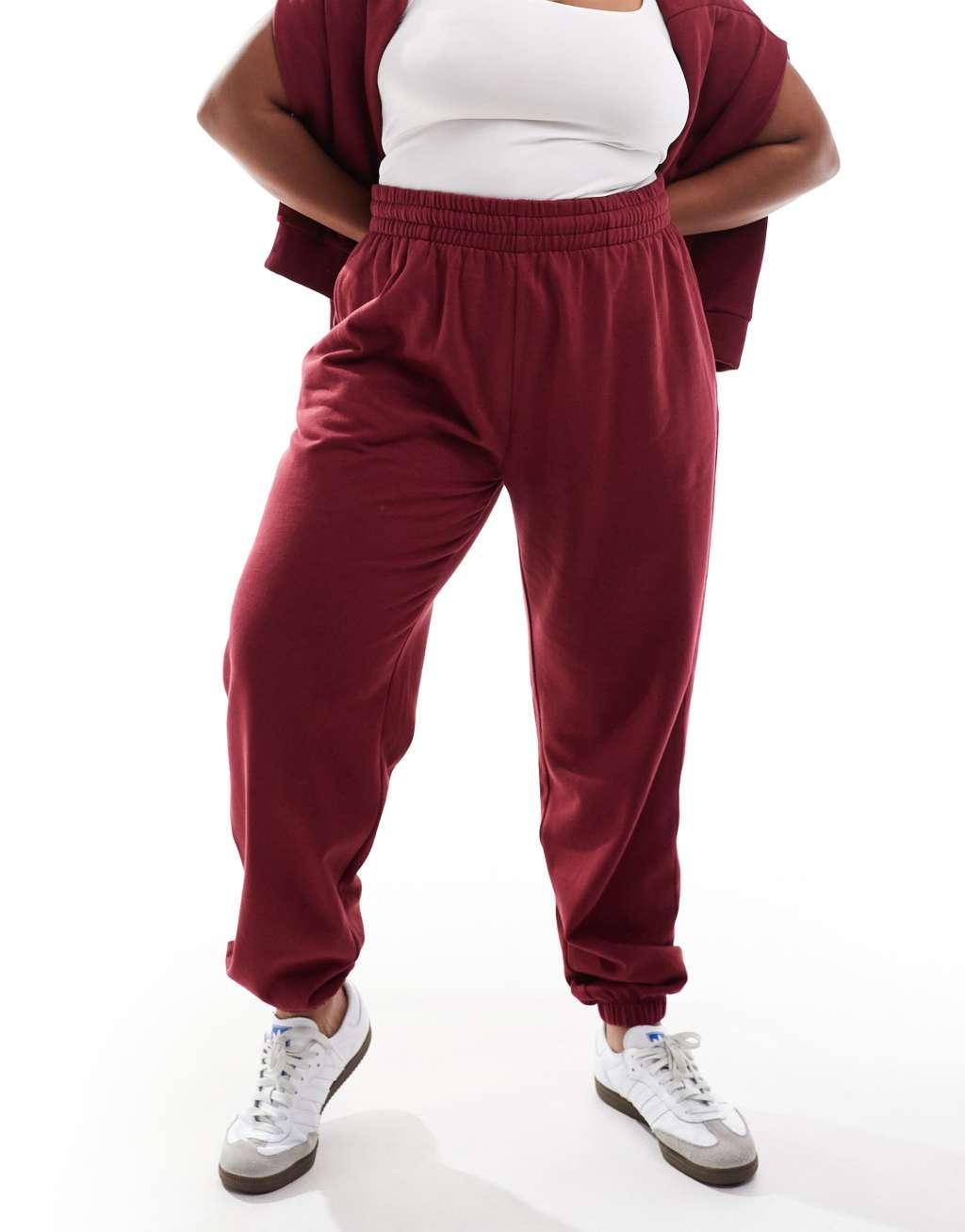 Yours cuffed sweatpants in burgundy - part of a set Product Image