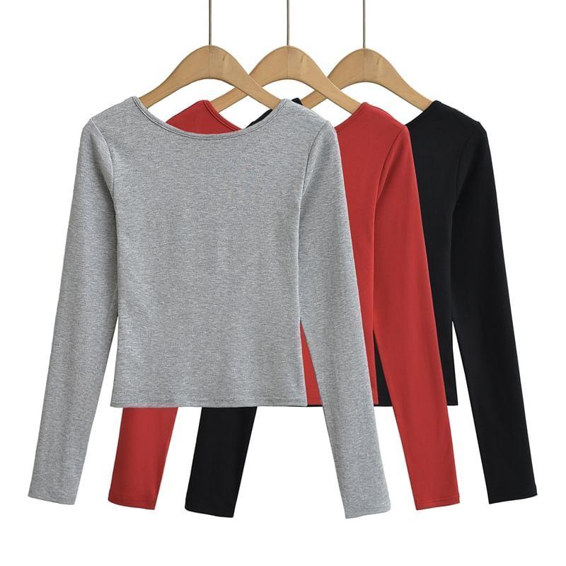 Long Sleeve Scoop Neck Plain Crop Tee Product Image