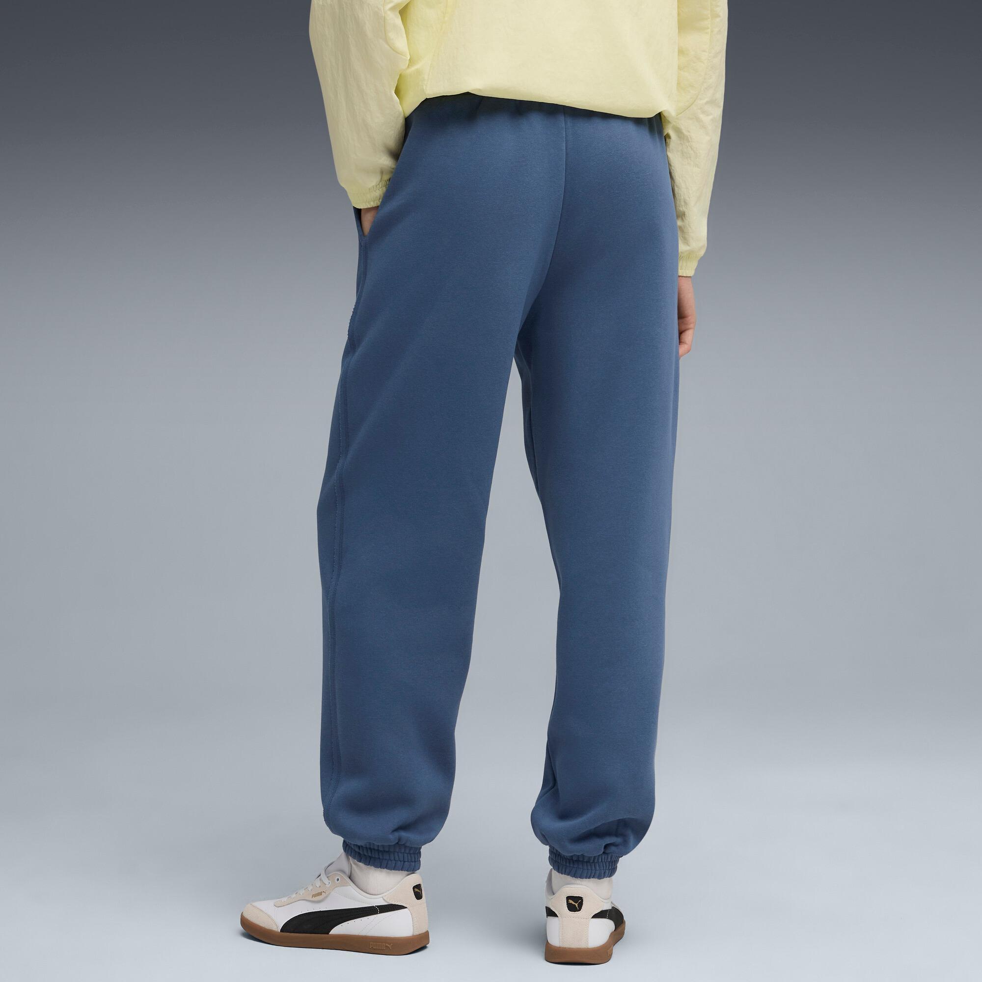 ESS Double Up Jogger Women Product Image
