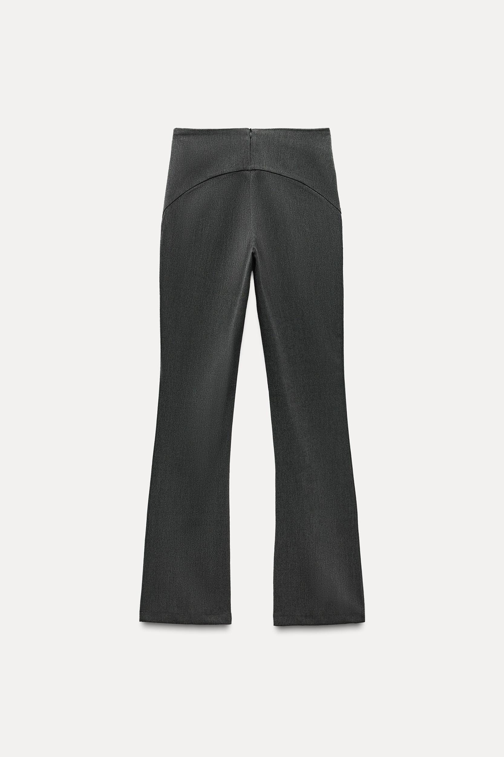 FLARED LEGGINGS WITH SIDE POCKETS Product Image