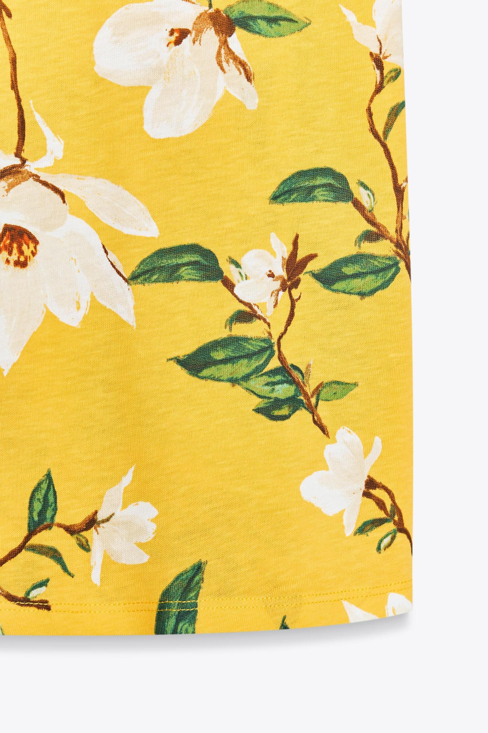 PRINTED T-SHIRT Product Image