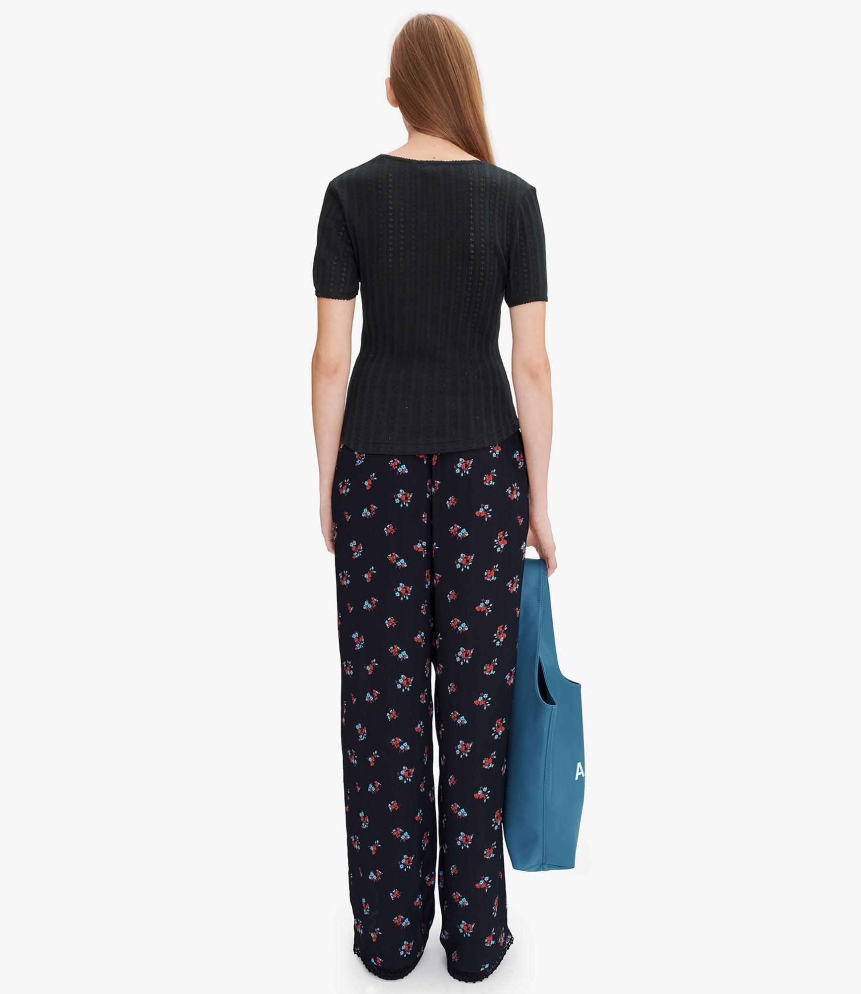 Livia T-shirt Product Image