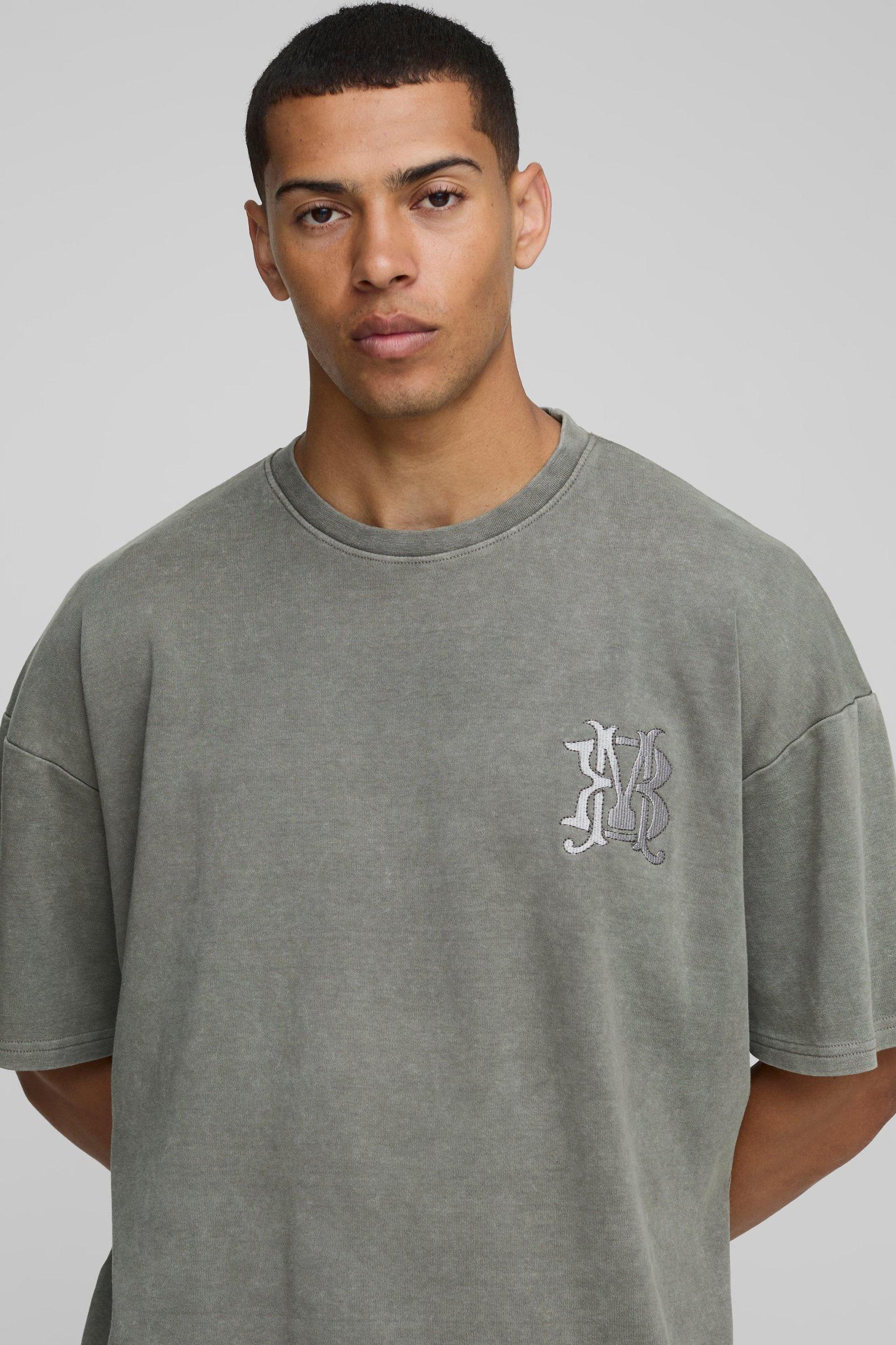 Regular Fit Interlock Embroidered Acid Wash T-Shirt | boohooMAN USA Product Image