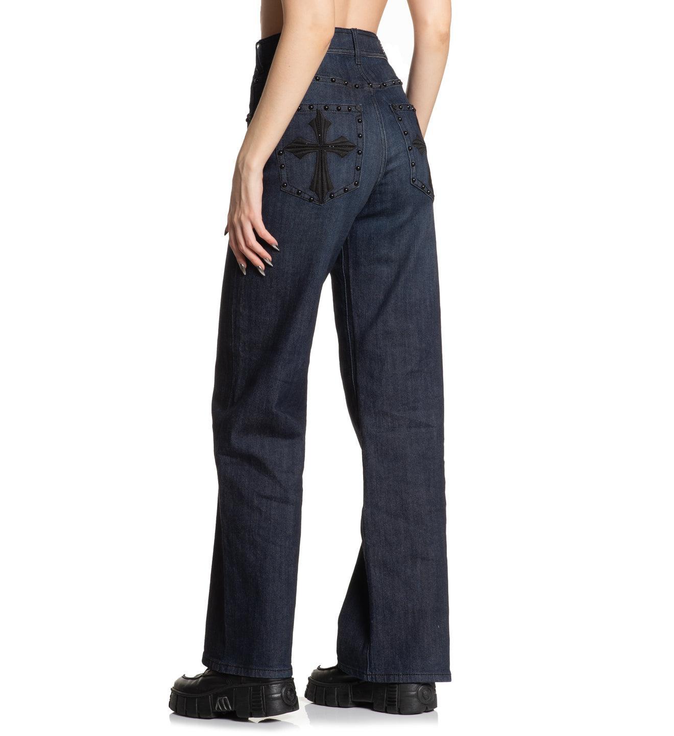 Straight Leg Twilight Jeans Female Product Image