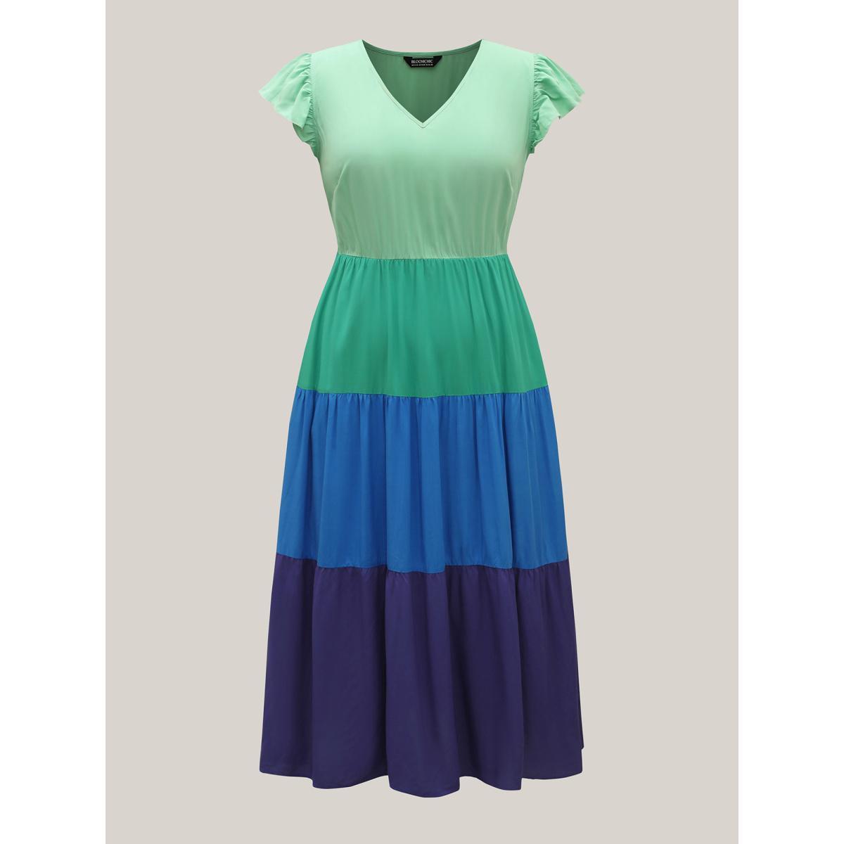 Plus Size Color Block Flutter Sleeve Pockets Midi Dress DarkBlue Women V-neck Sleeveless Curvy BloomChic 30/6X Product Image