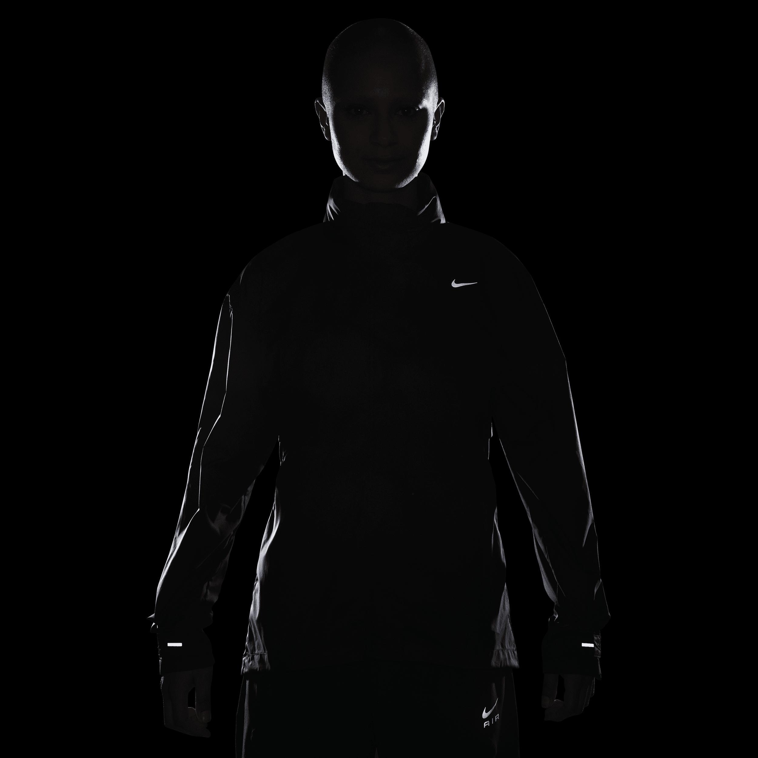Nike Fast Repel Women's Running Jacket Product Image