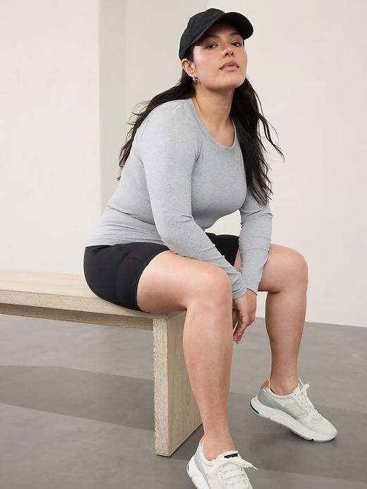 Renew Seamless Crewneck Top Product Image